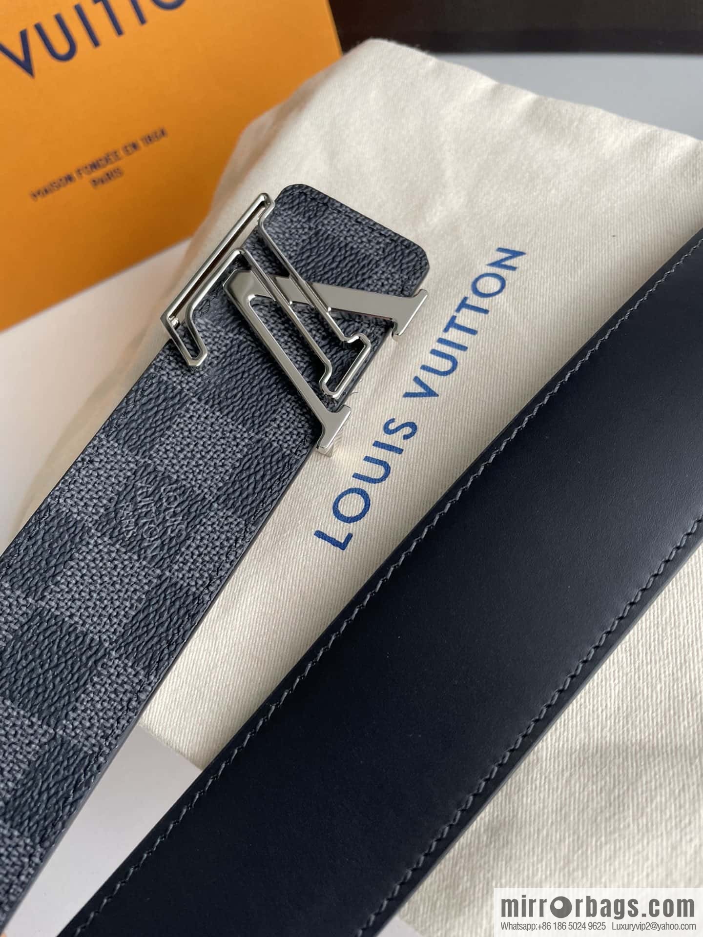 LV/Louis Vuitton Monogram Eclipse Canvas Calfskin SHAPE40mm Double Sided Belt