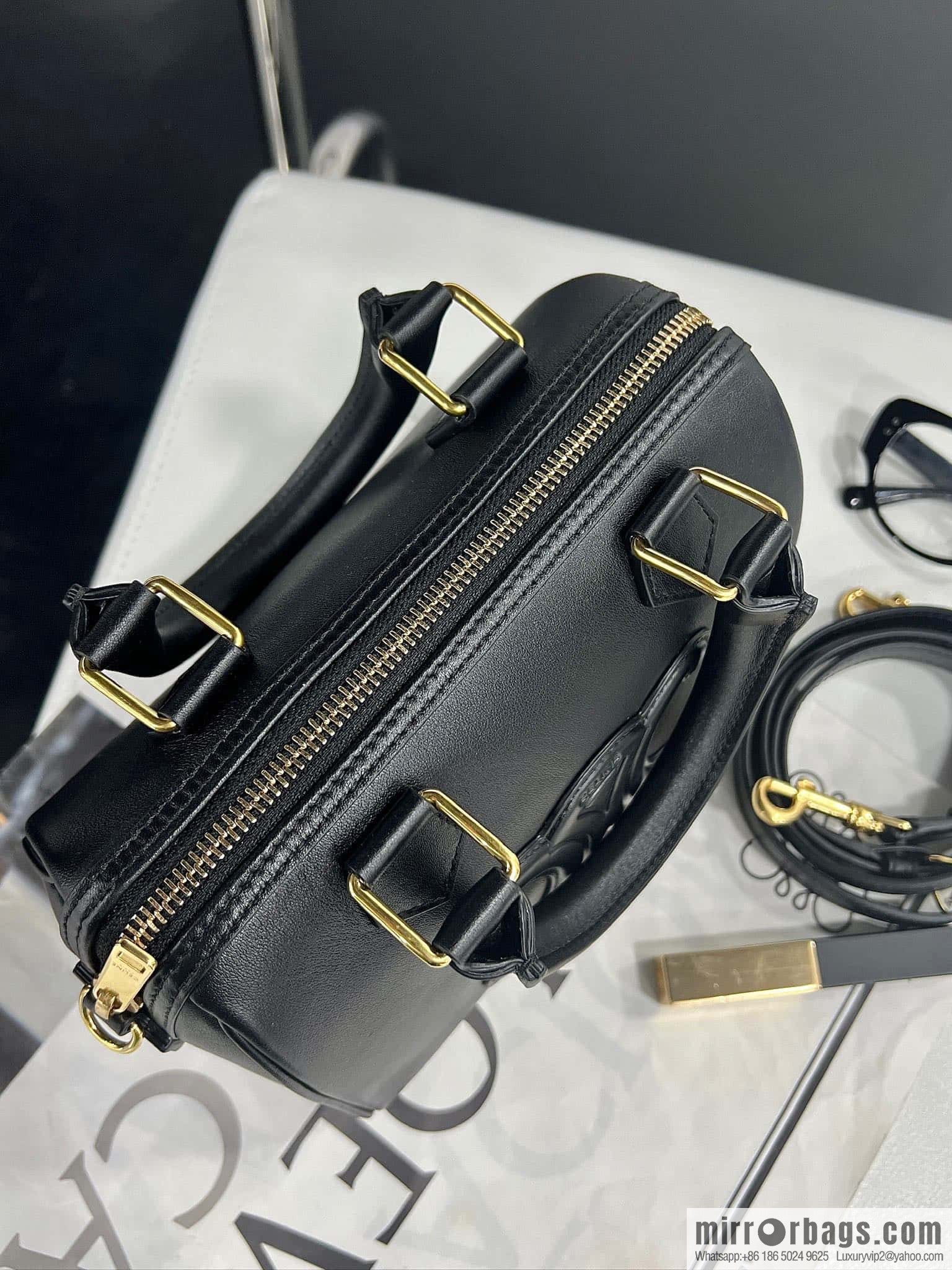 CELINE small smooth cow leather (fabric) Boston bag 113773 black