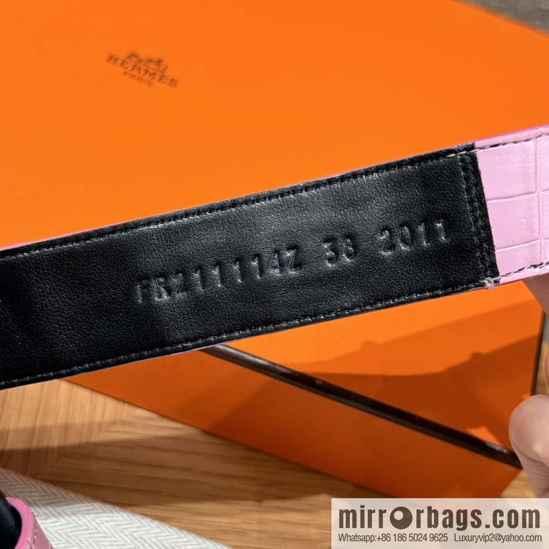 Hermès 225 CHYPRE SANDAL uncle shoes, cherry blossom powder/5P/pink crocodile/alligator🐊