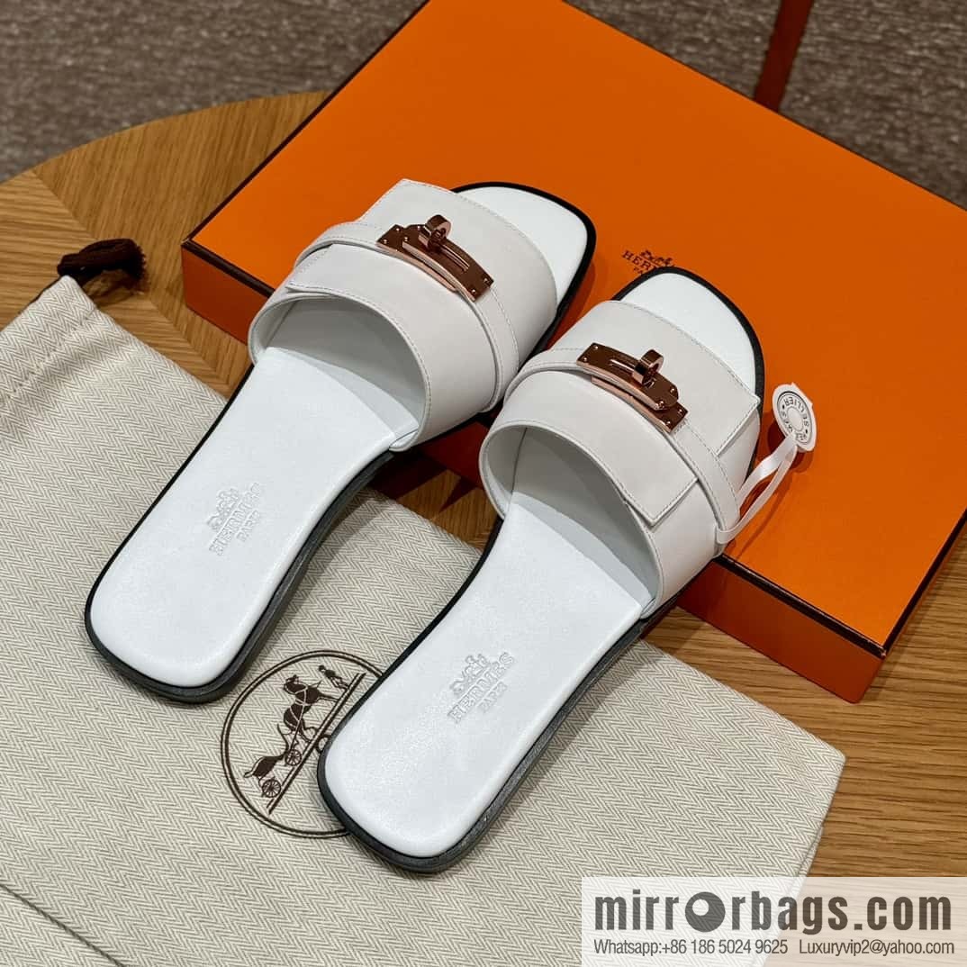 Hermès 183Kelly tow sandals Gigi50 white/01Blanc calfskin /calfskin
