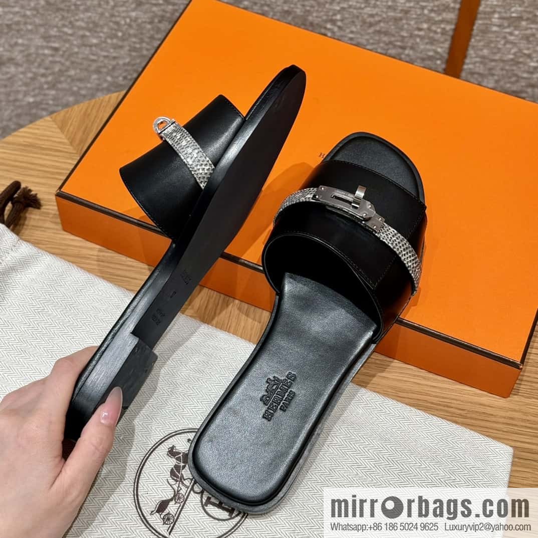 Hermès 183Kelly tow sandals /Giulia black/CK89/Noir/Himalaya/Lizard primary color calfskin with Lizard strip/Calfskin/Lizard/🦎
