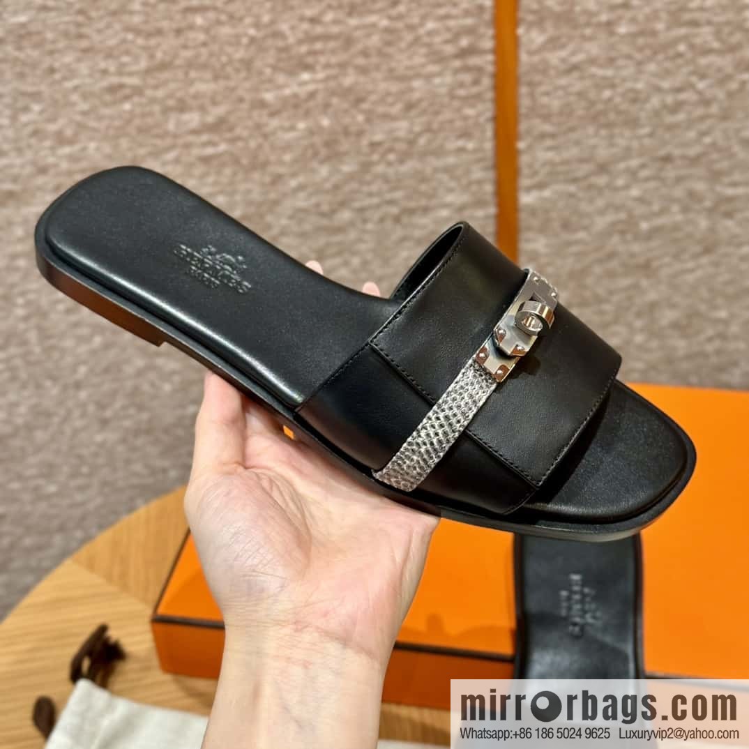 Hermès 183Kelly tow sandals /Giulia black/CK89/Noir/Himalaya/Lizard primary color calfskin with Lizard strip/Calfskin/Lizard/🦎