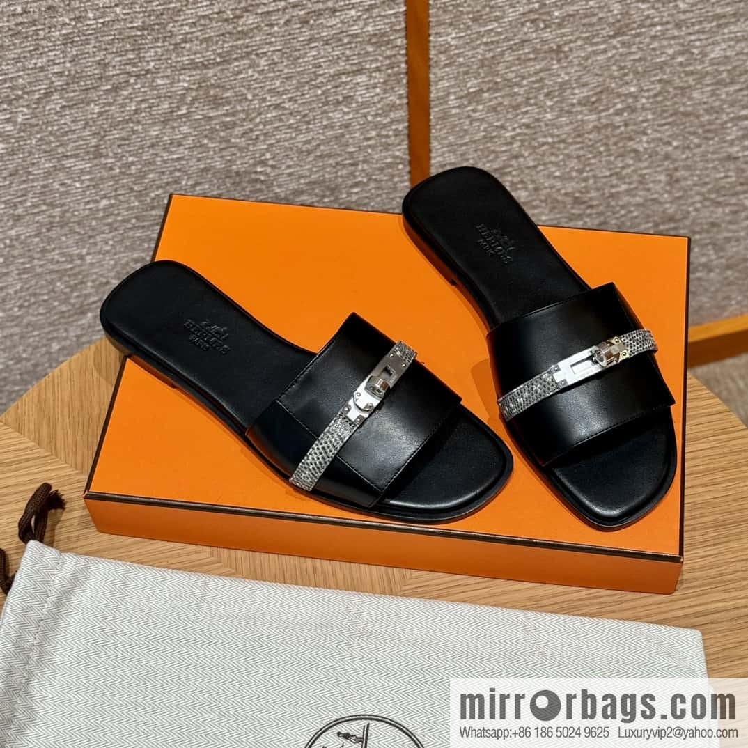 Hermès 183Kelly tow sandals /Giulia black/CK89/Noir/Himalaya/Lizard primary color calfskin with Lizard strip/Calfskin/Lizard/🦎