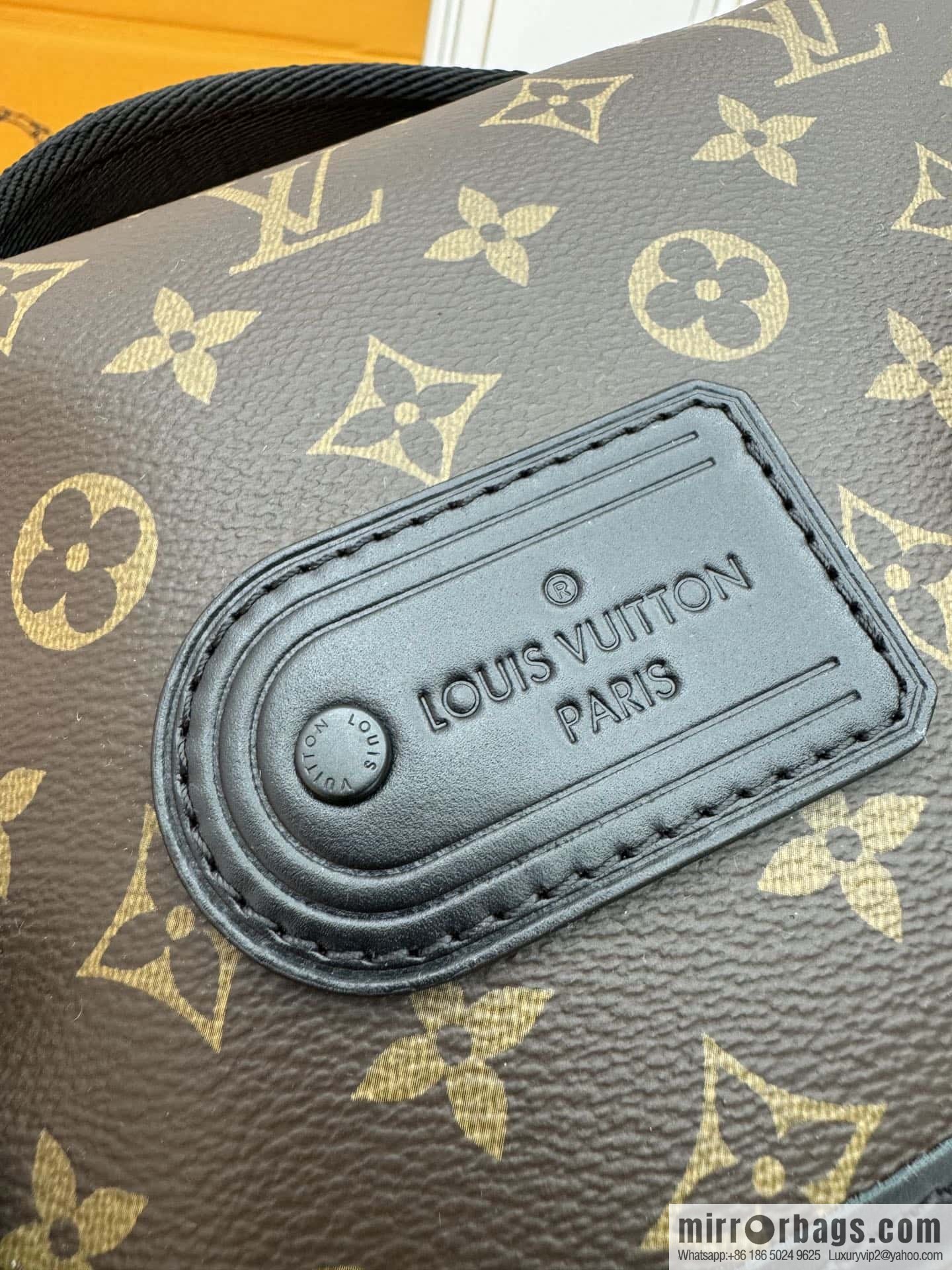 LV M46972 New LV TRAIL messenger bag for the season