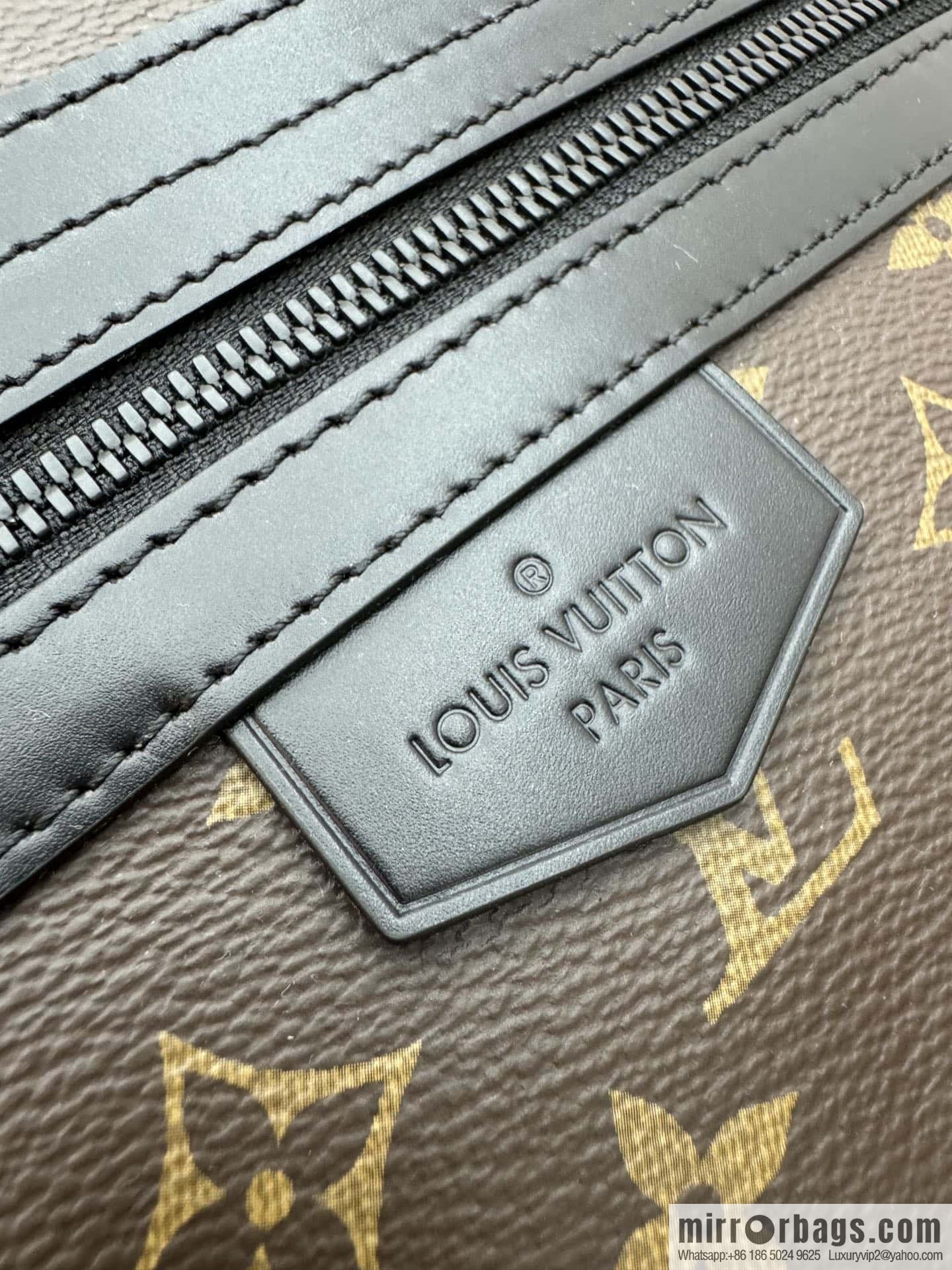 LV M46972 New LV TRAIL messenger bag for the season