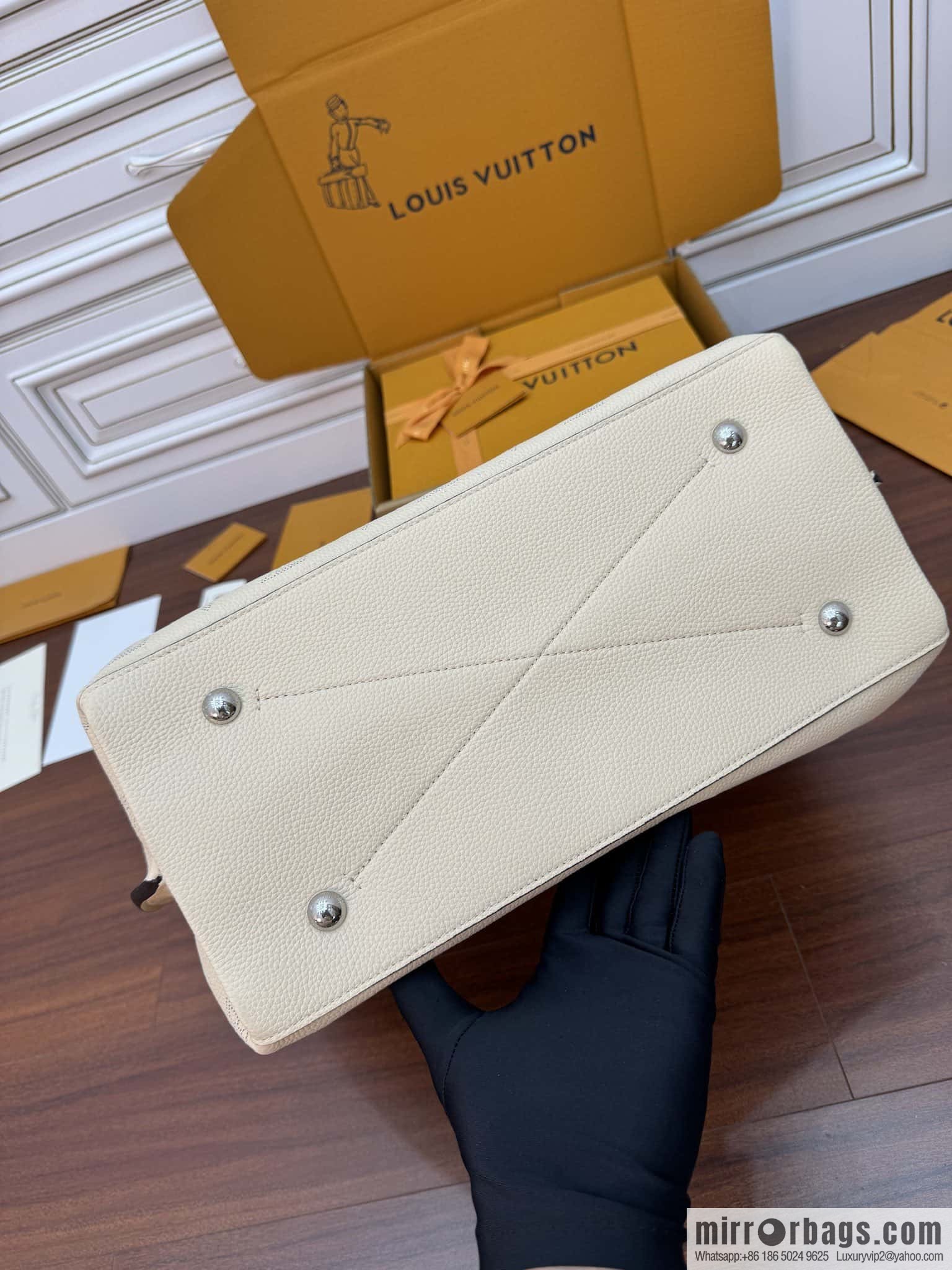 LV M53188 Carmel