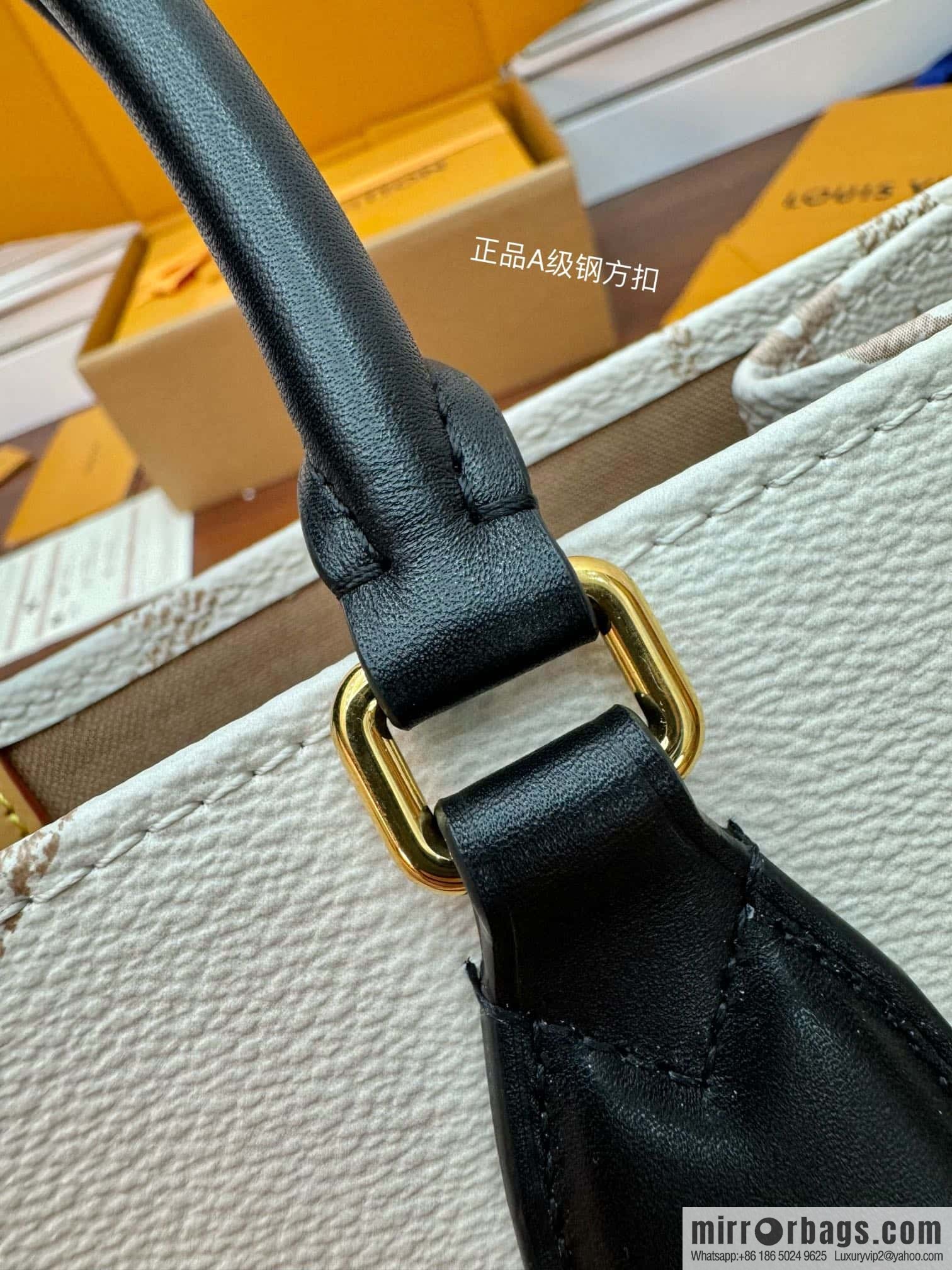 LV M46912 ONTHEGO medium handbag
