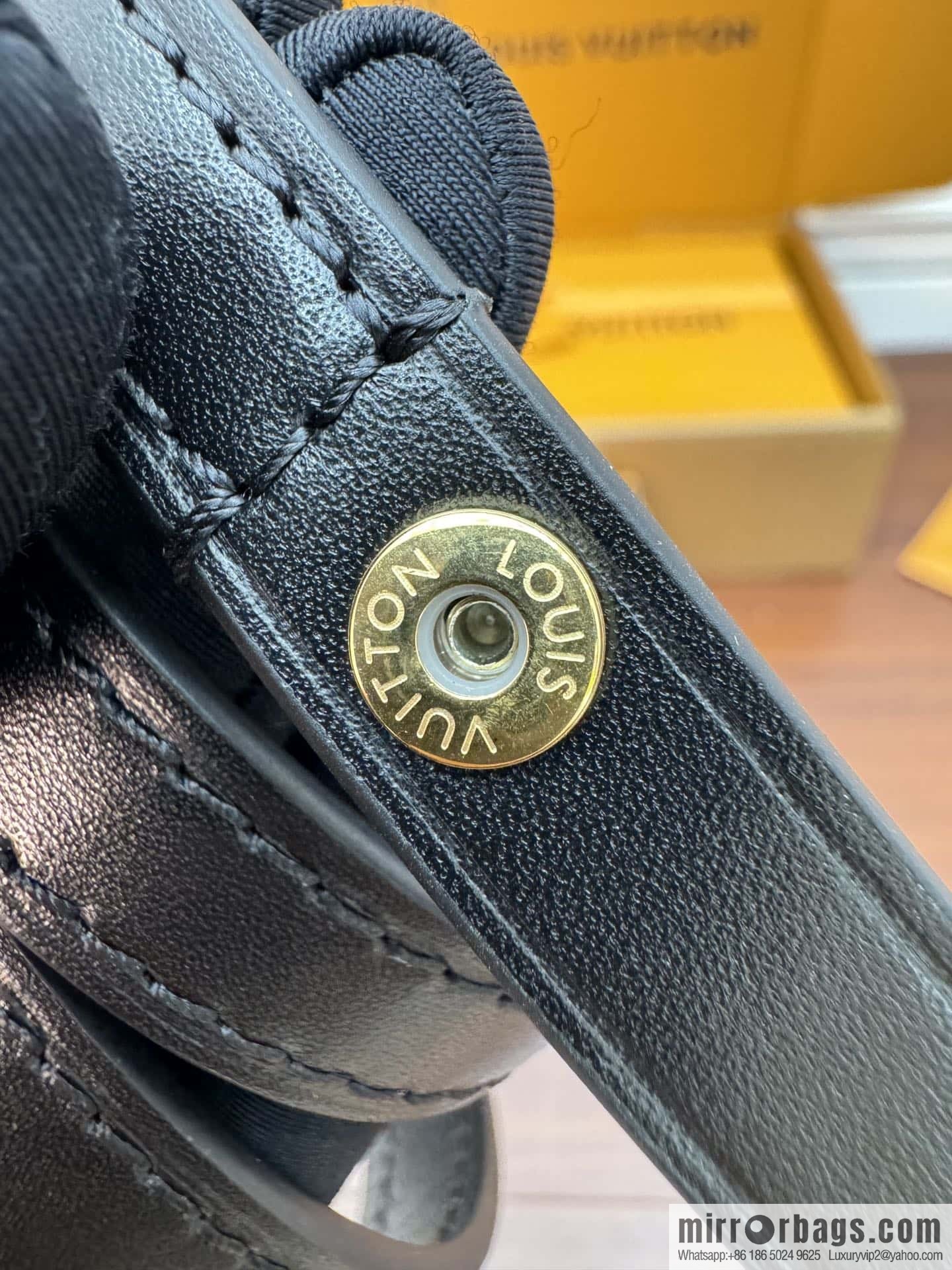 LV M83091 WALLET ON CHAIN IVY BAG