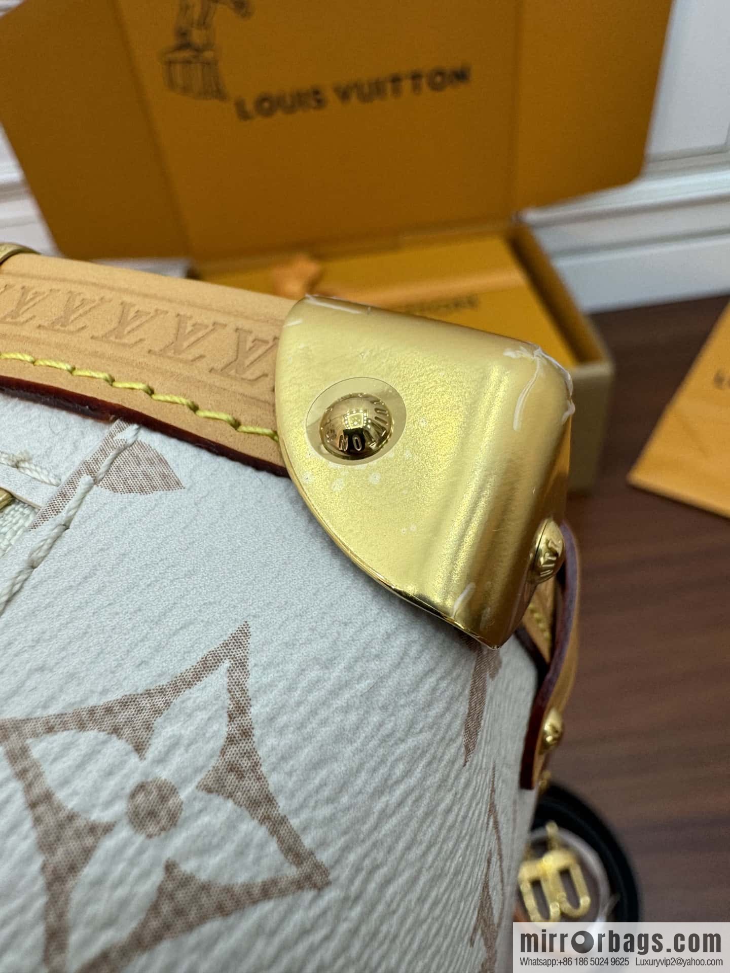 LV M46907 SIDE TRUNK M BAG