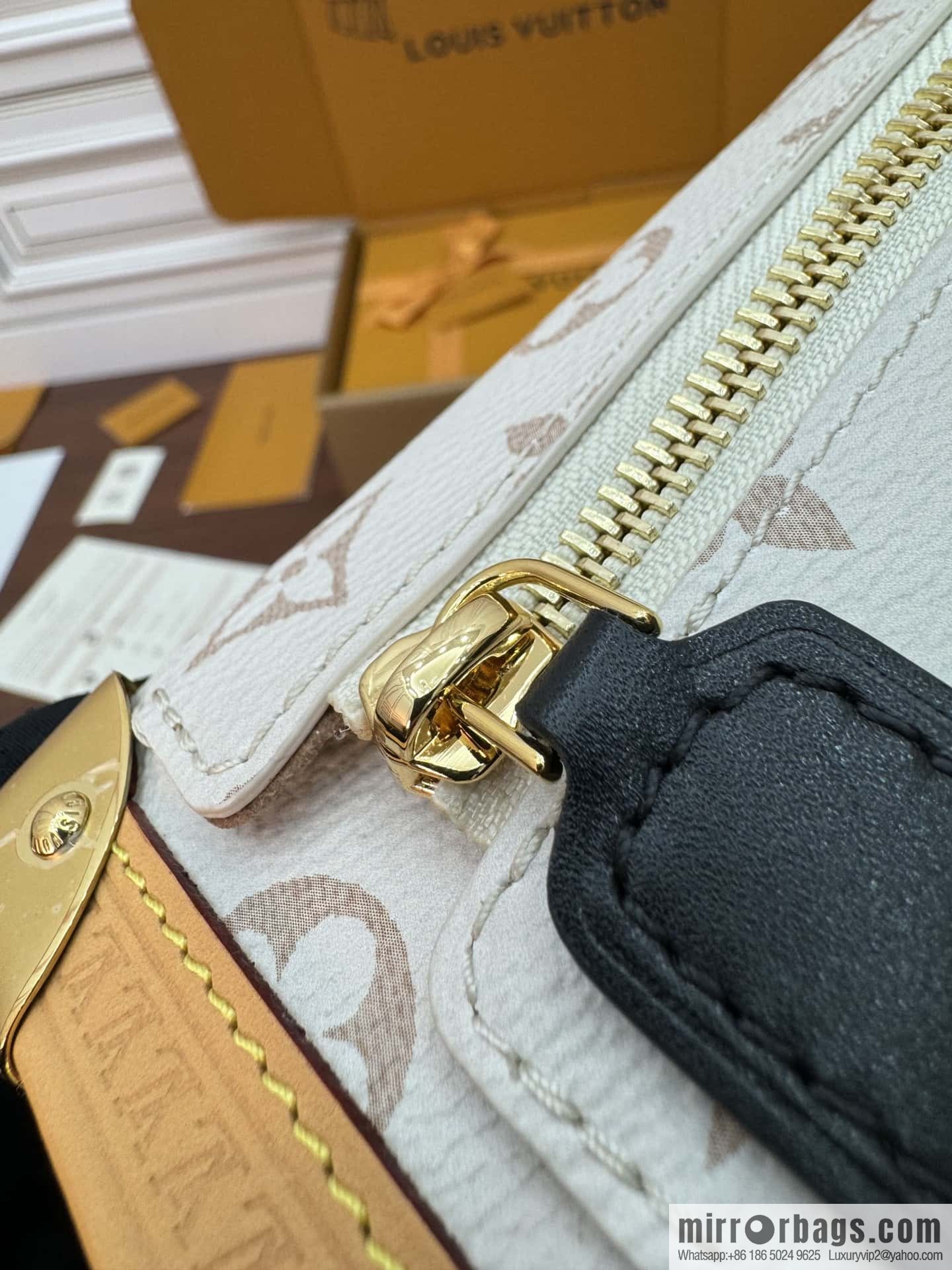 LV M46907 SIDE TRUNK M BAG