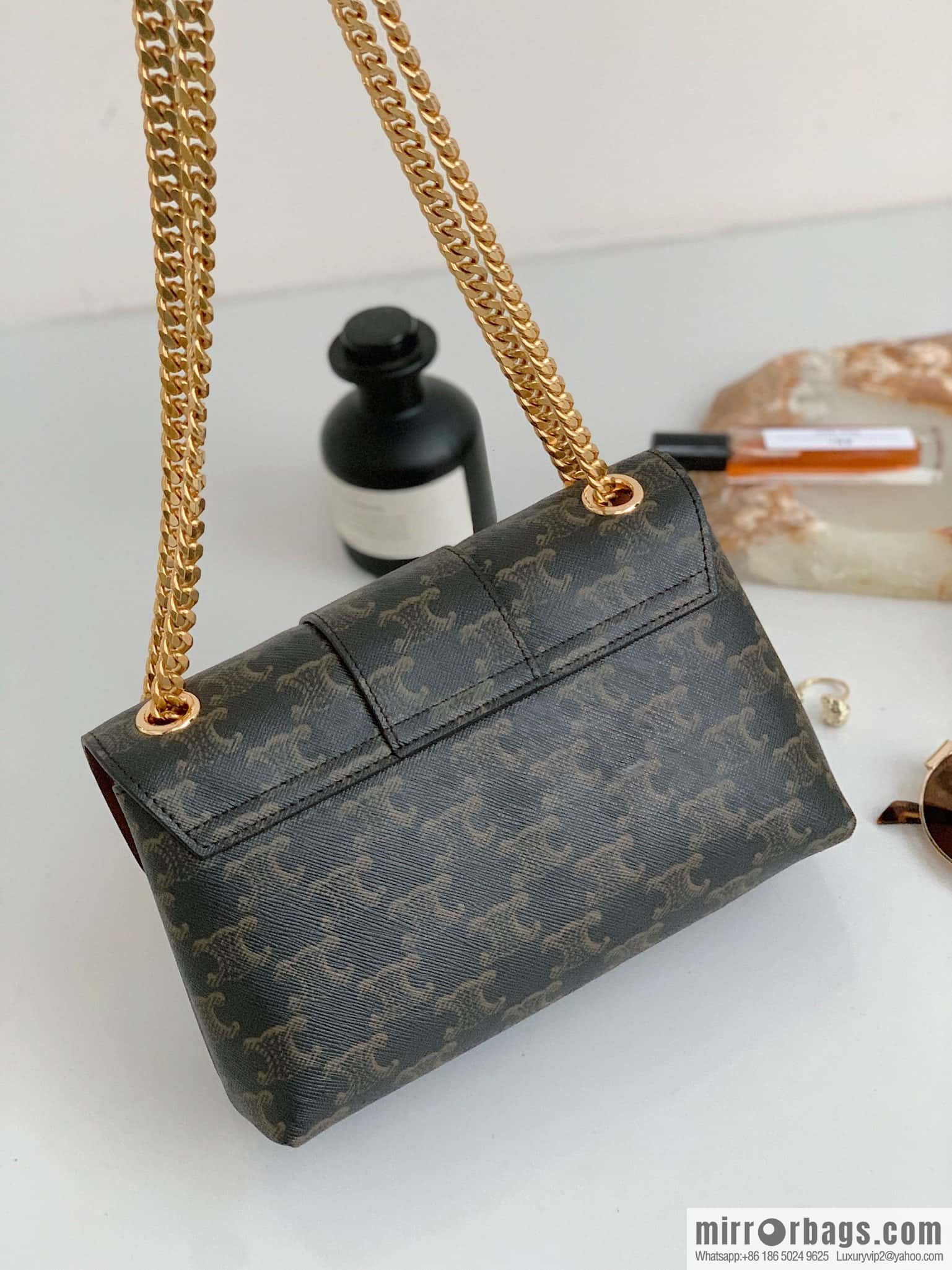 CELINE TEEN VICTOIRE small logo printed handbag 116592 old color