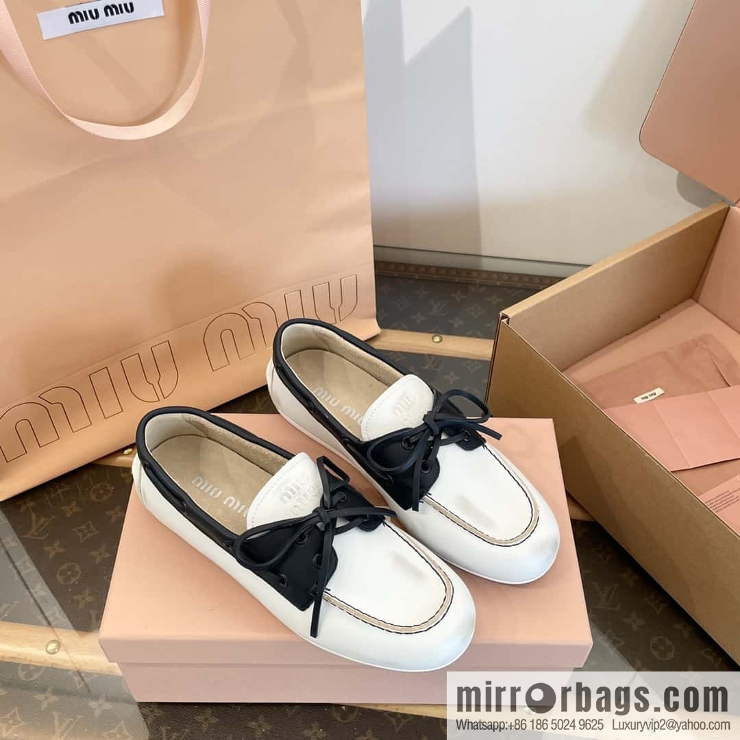 𝐌𝐢𝐮𝐌𝐢𝐮|| Miu Miu Bow Lace Up Sailing Flat Loafers