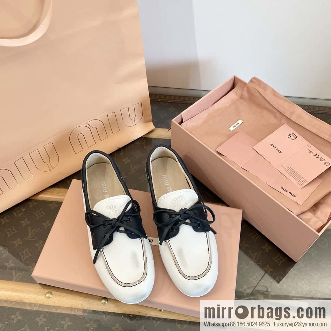 𝐌𝐢𝐮𝐌𝐢𝐮|| Miu Miu Bow Lace Up Sailing Flat Loafers