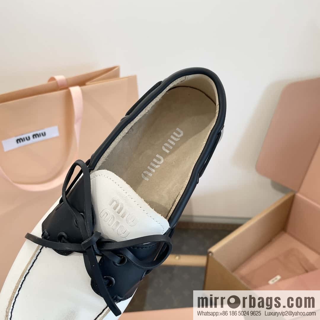 𝐌𝐢𝐮𝐌𝐢𝐮|| Miu Miu Bow Lace Up Sailing Flat Loafers