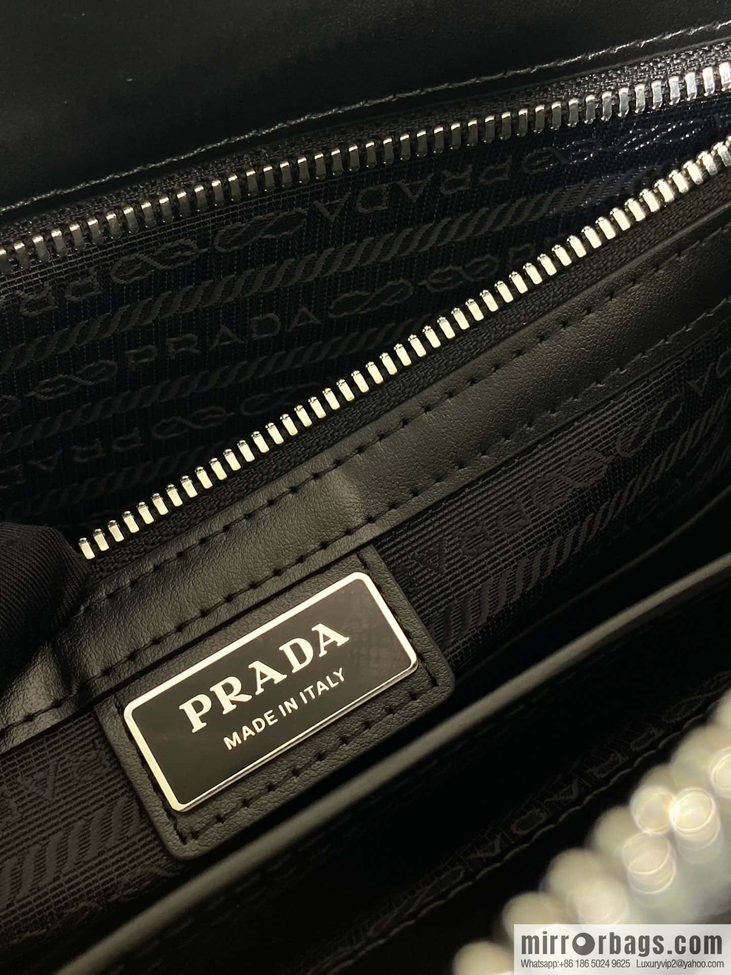 PRADA P new briefcase 0368 black