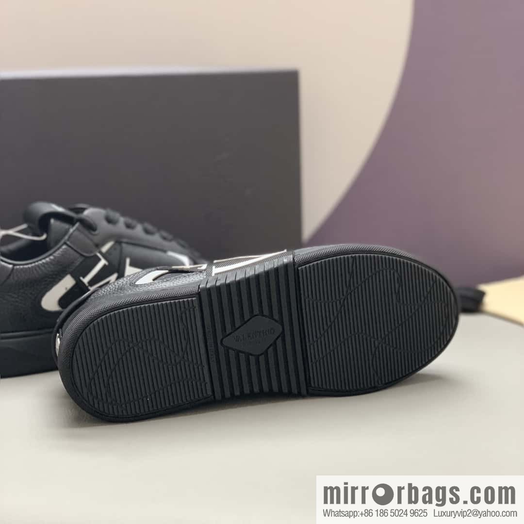 Valentino Valentino 🔥 men's and women's sneakers
