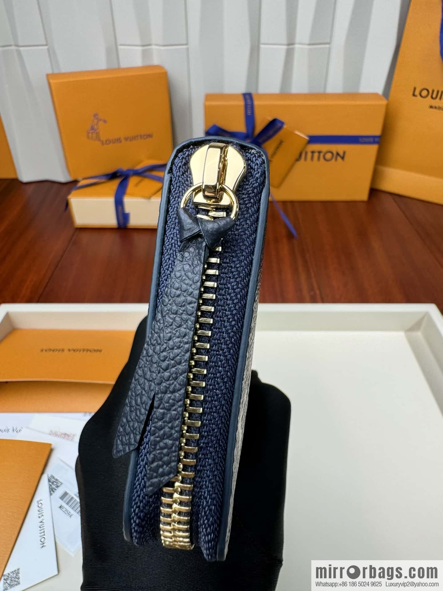 LV M83594 Premium