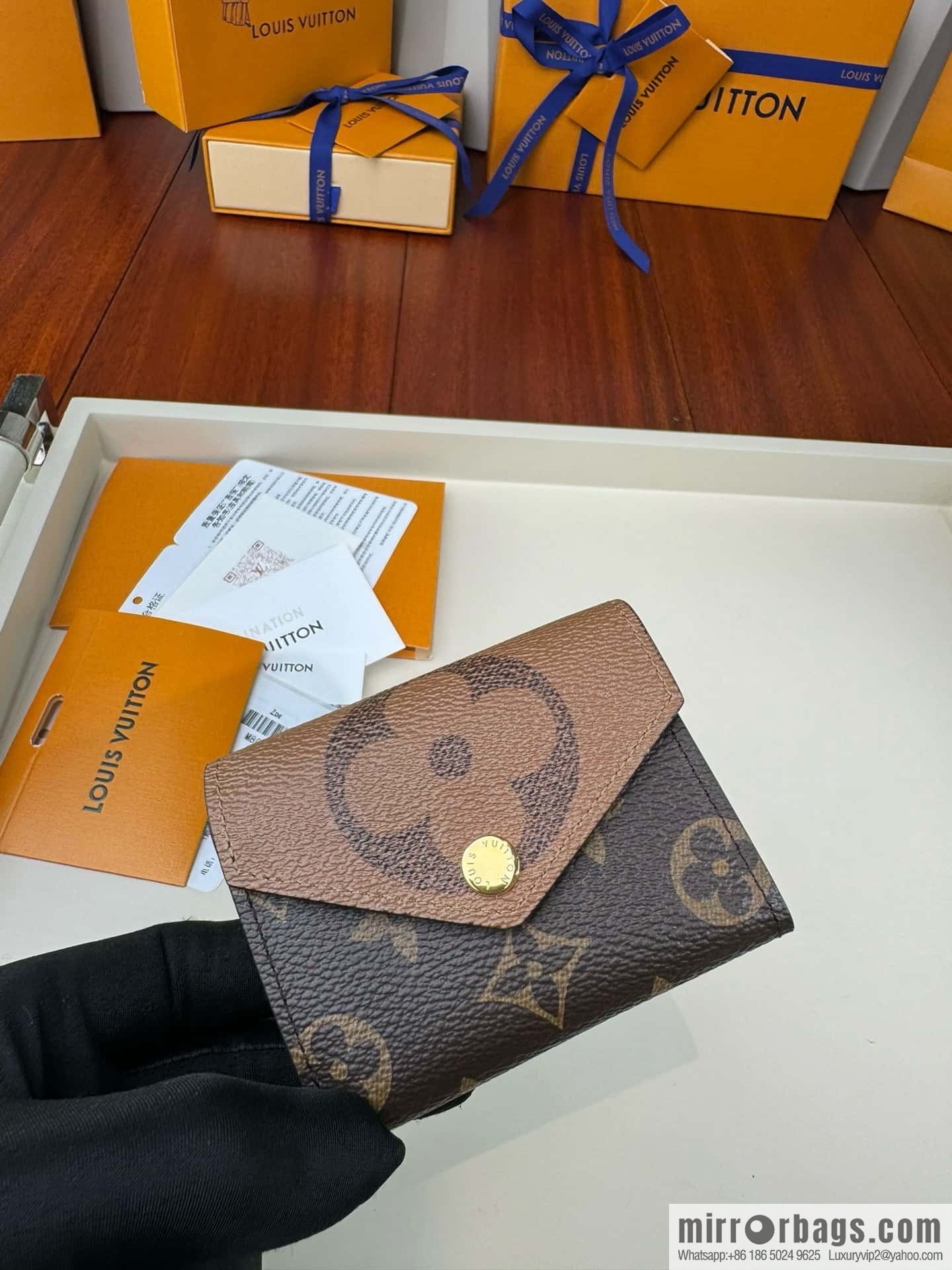 LV M80725 Premium