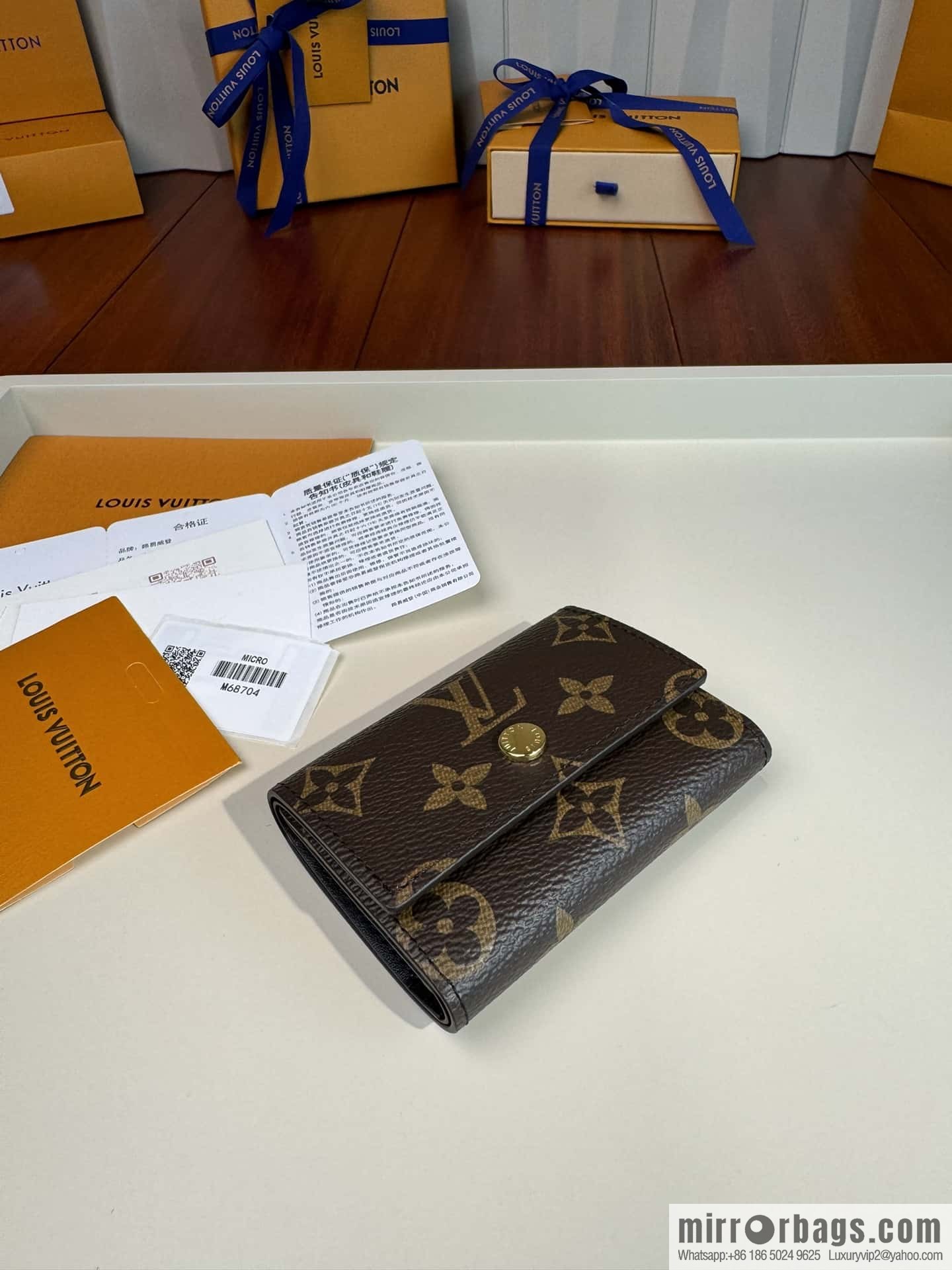 LV M68704 Premium