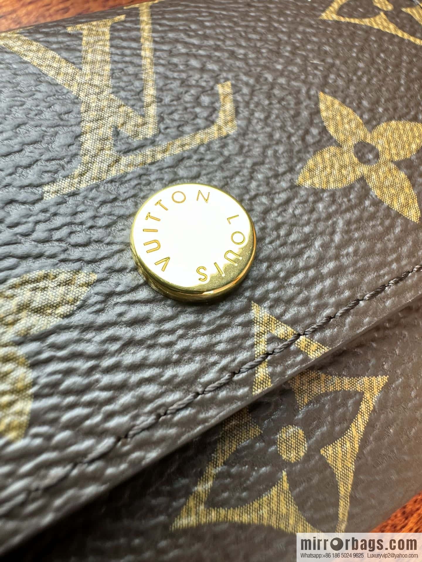LV M68704 Premium