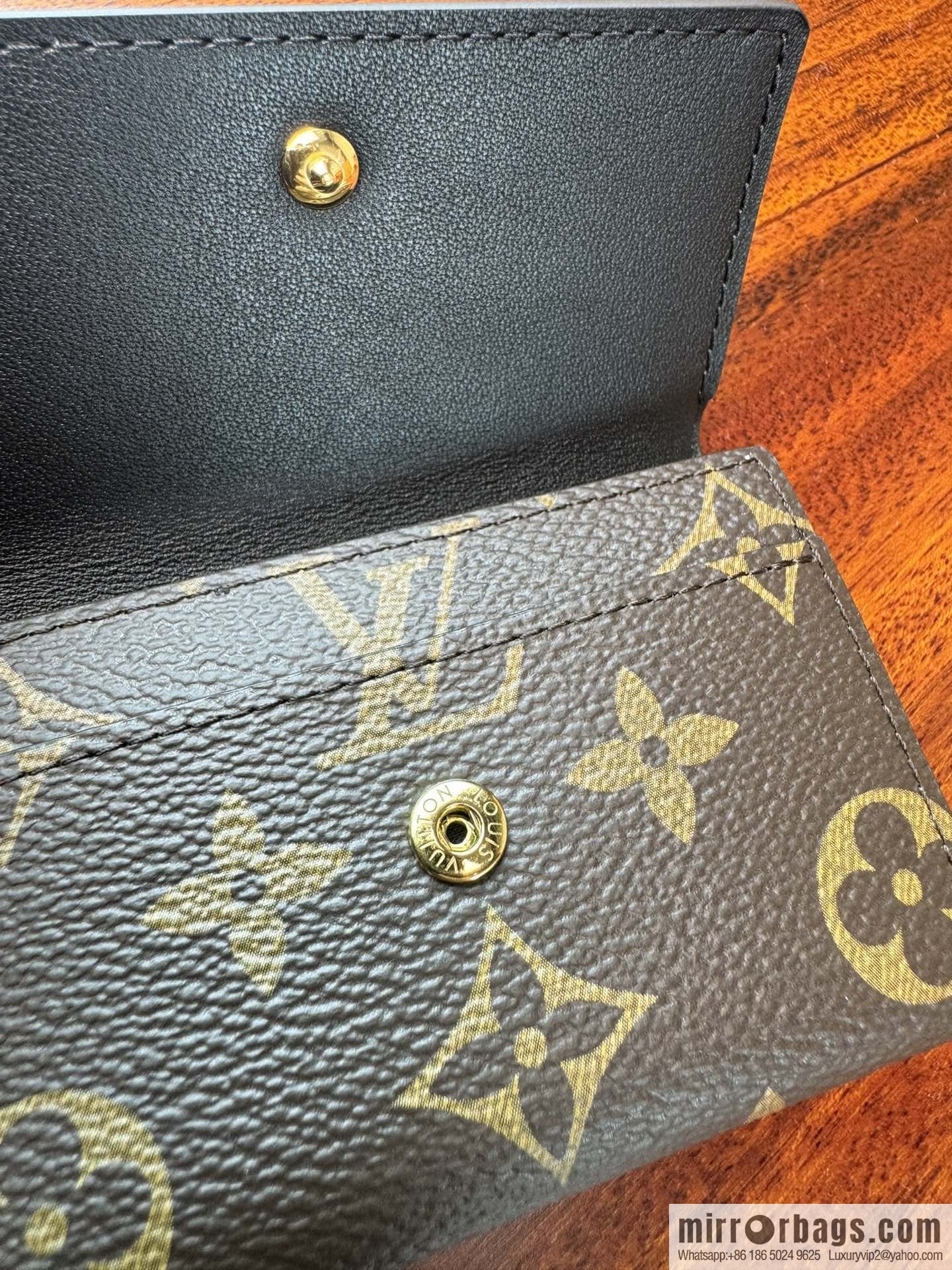 LV M68704 Premium