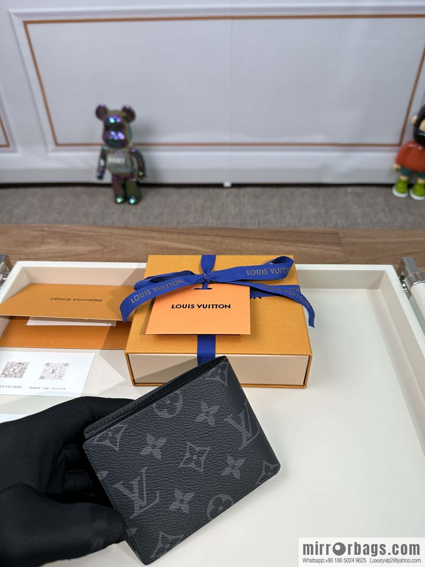 LV M62294 Premium
