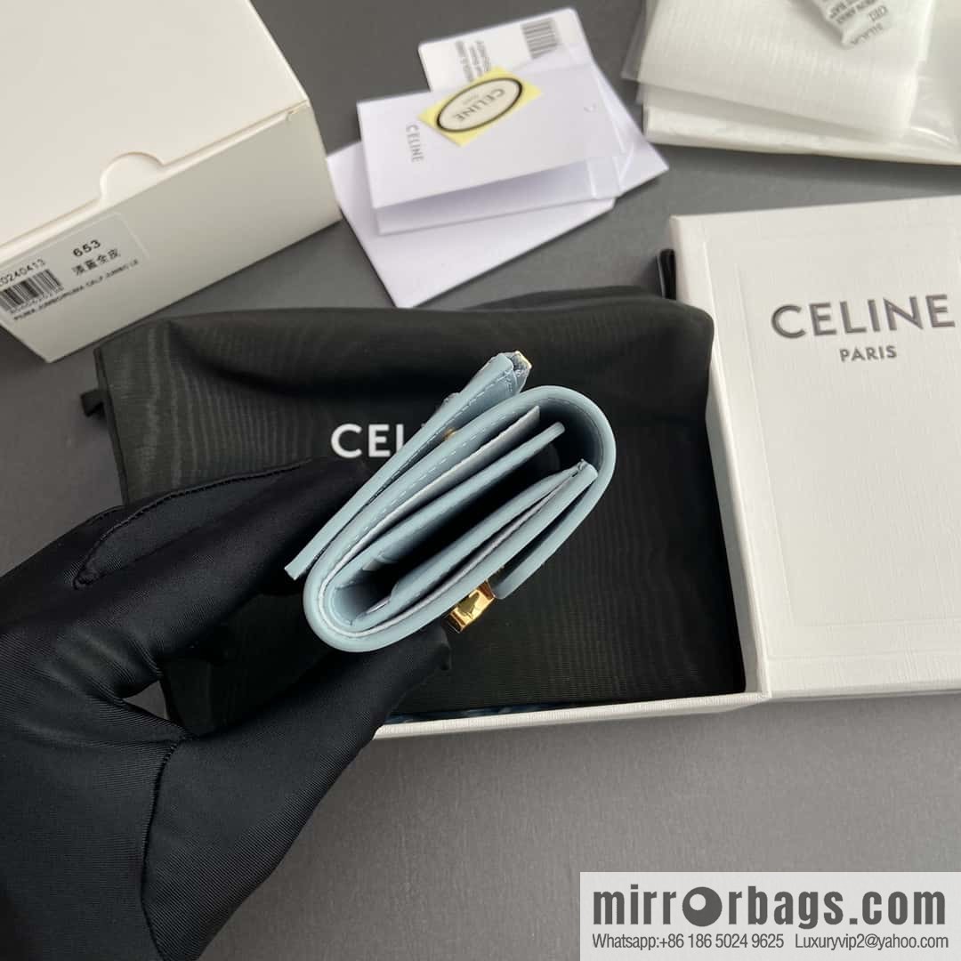 Celine TRIOMPHE glossy leather (fabric) short wallet 10l653DS3.04LU652