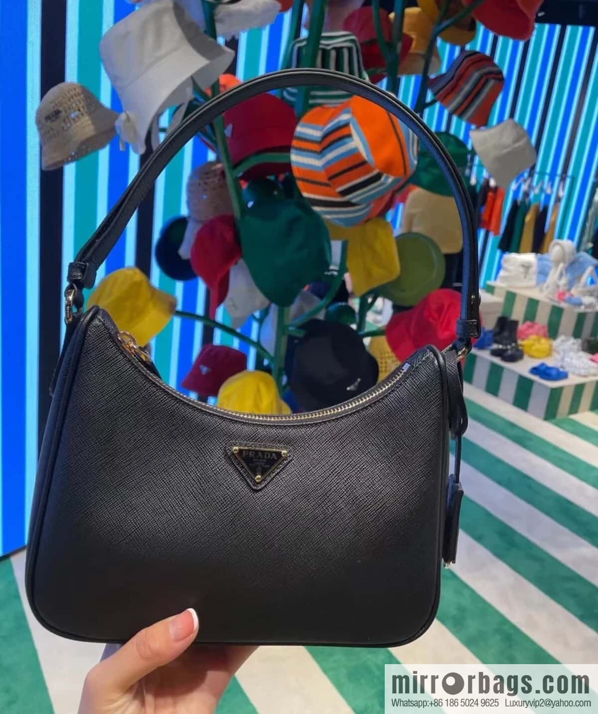 Prada 1BC204B Hand carry/armpit bag/crossbody bag