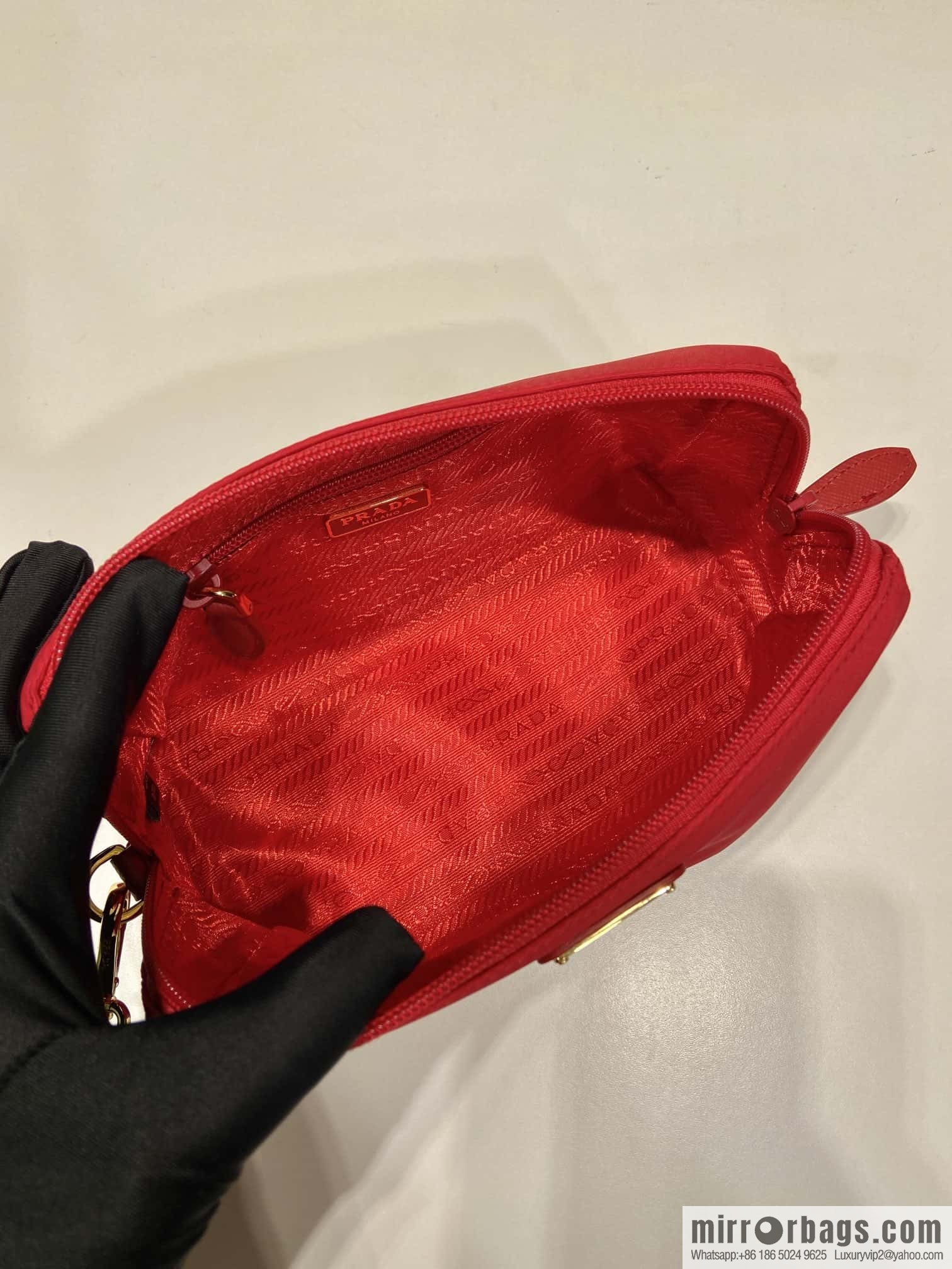 Prada 1NS693 new handbag