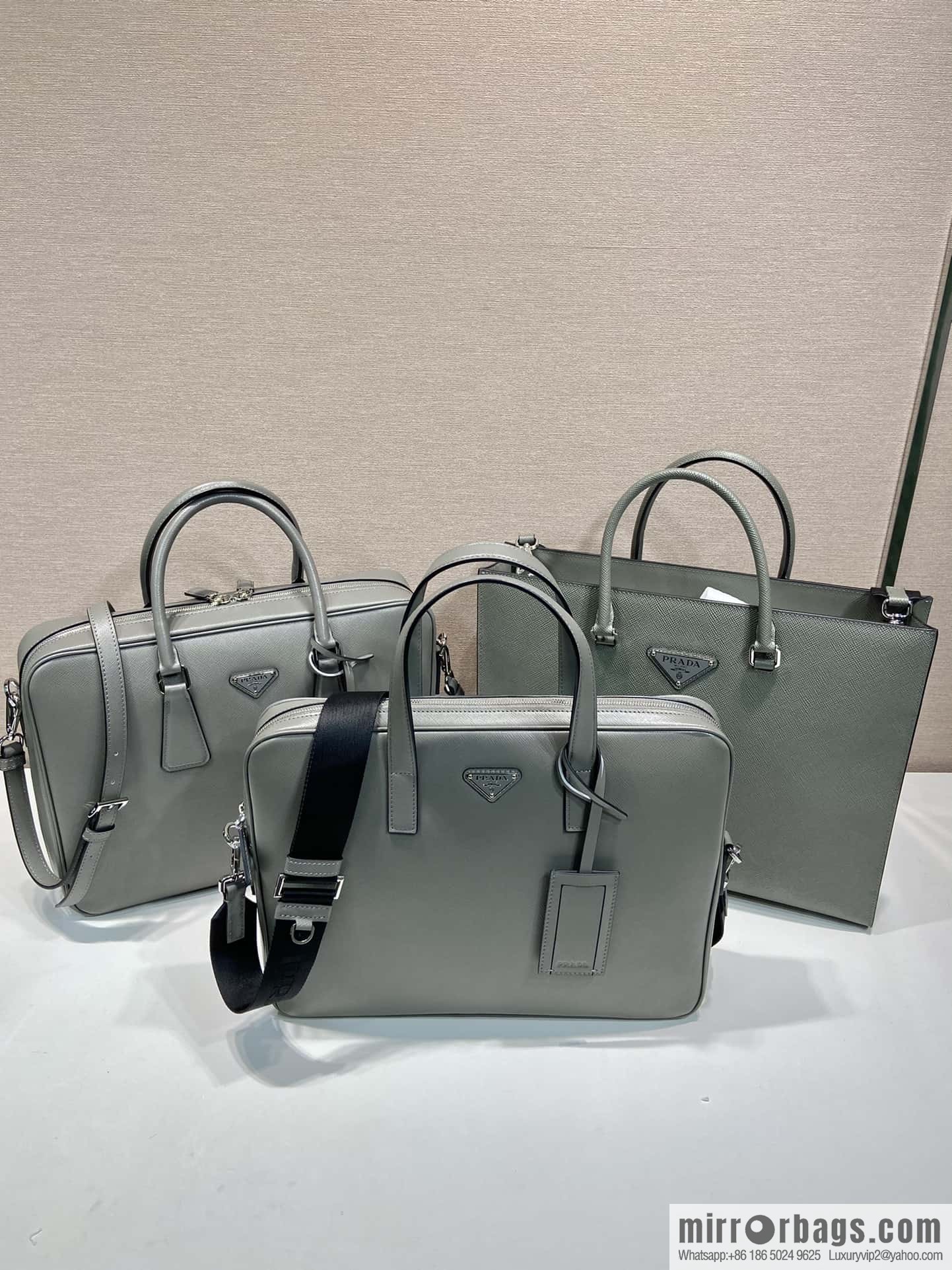 Prada 🎉 new briefcase 🎉 2VE368🎉