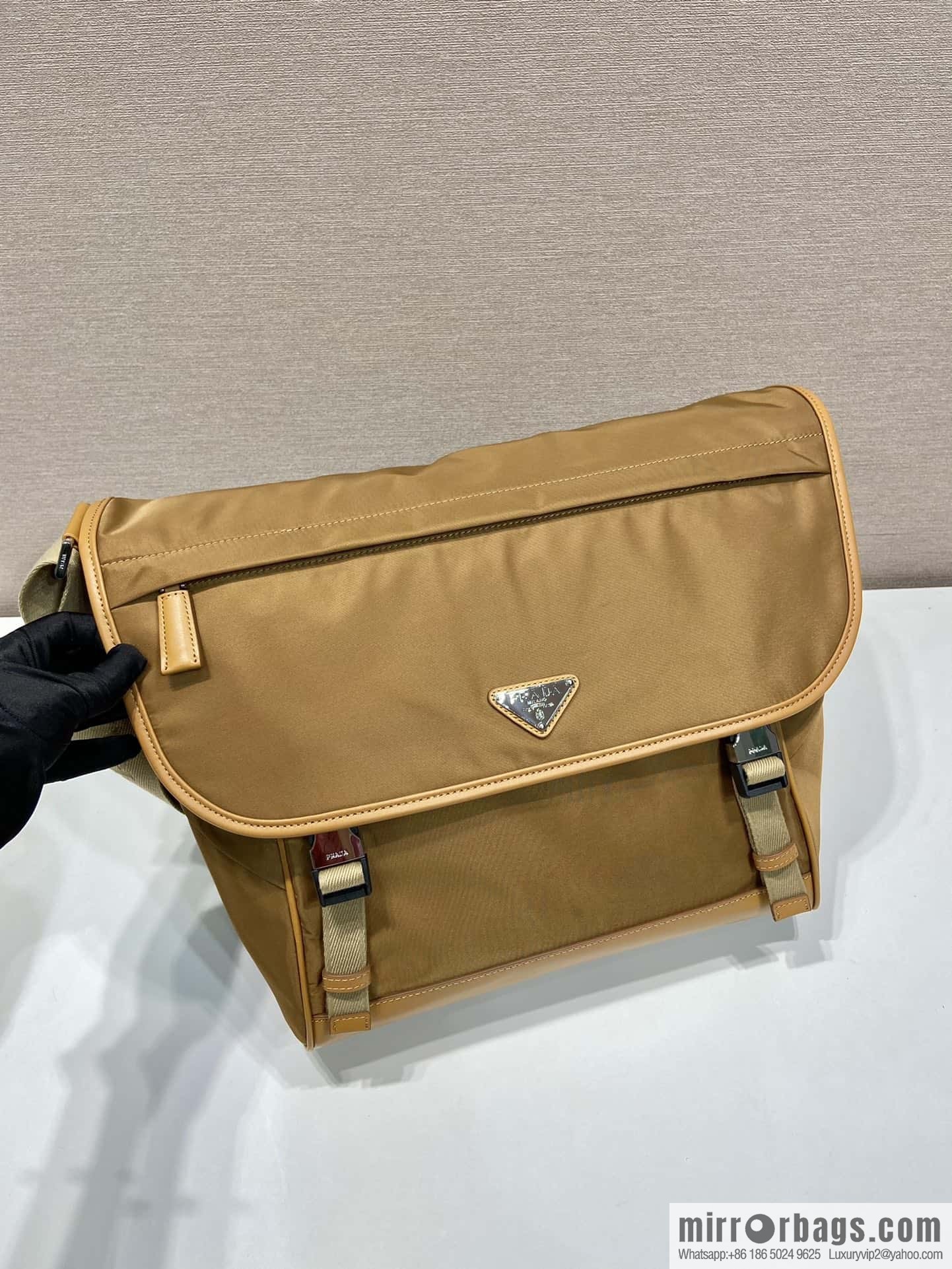 Prada 🎉 new messenger bag 🎉🎉 2VD052A