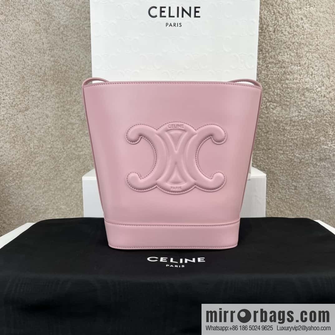 CELINE CUIR TRIOMPHE Small smooth leather bucket bag 198243