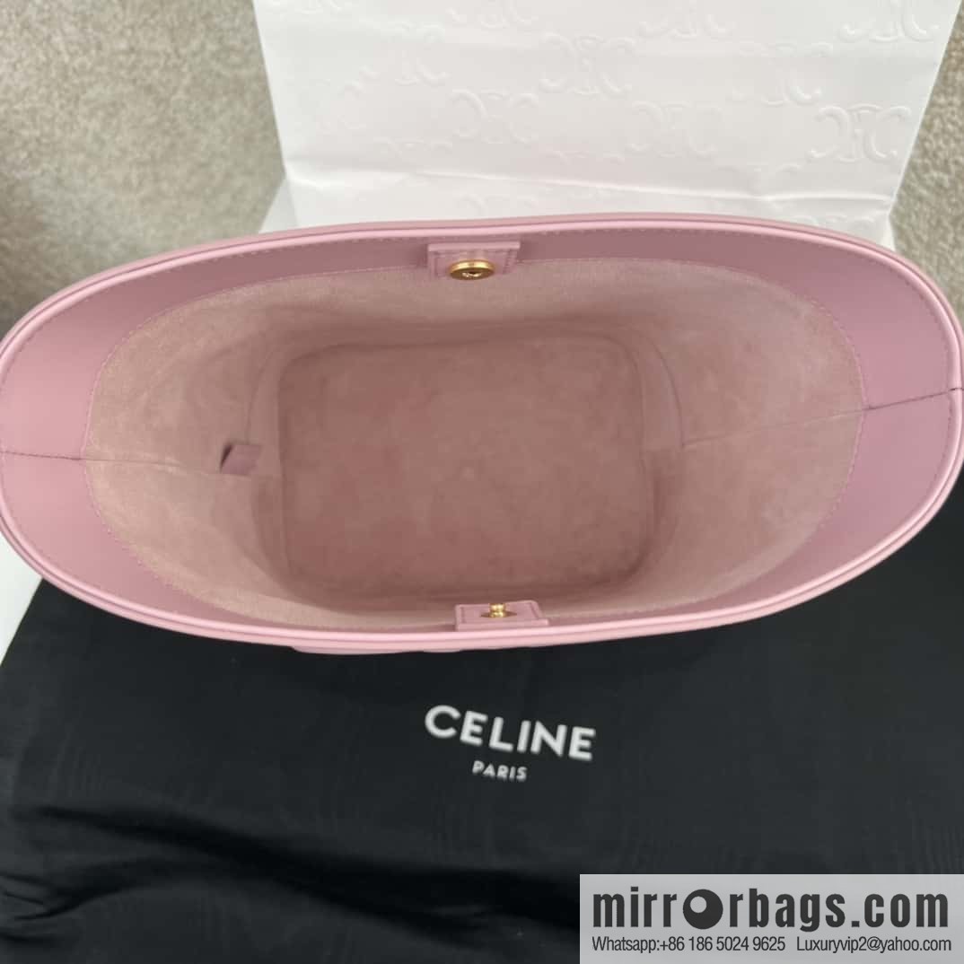 CELINE CUIR TRIOMPHE Small smooth leather bucket bag 198243