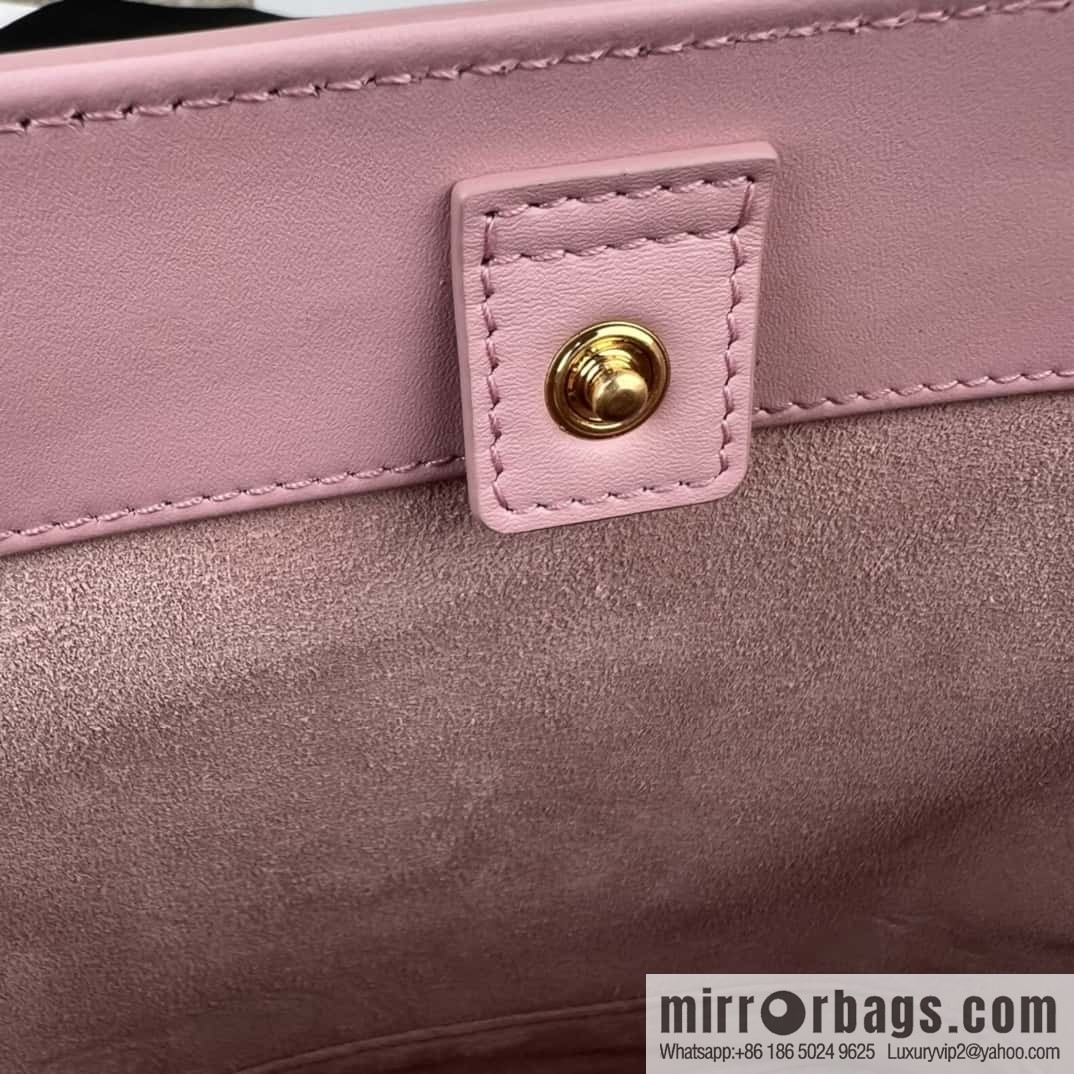 CELINE CUIR TRIOMPHE Small smooth leather bucket bag 198243
