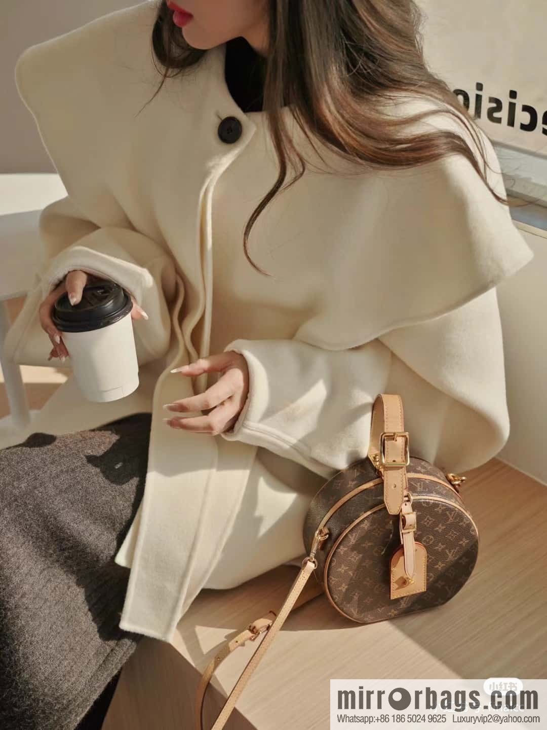 LV M43514 PETITE BOIZTE CHAPEAU BAG