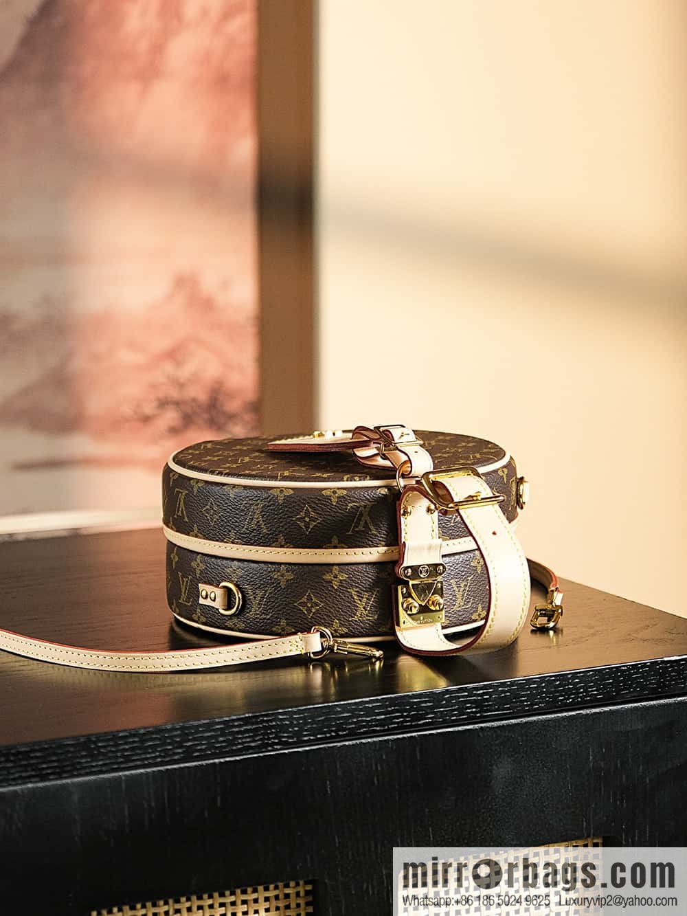 LV M43514 PETITE BOIZTE CHAPEAU BAG