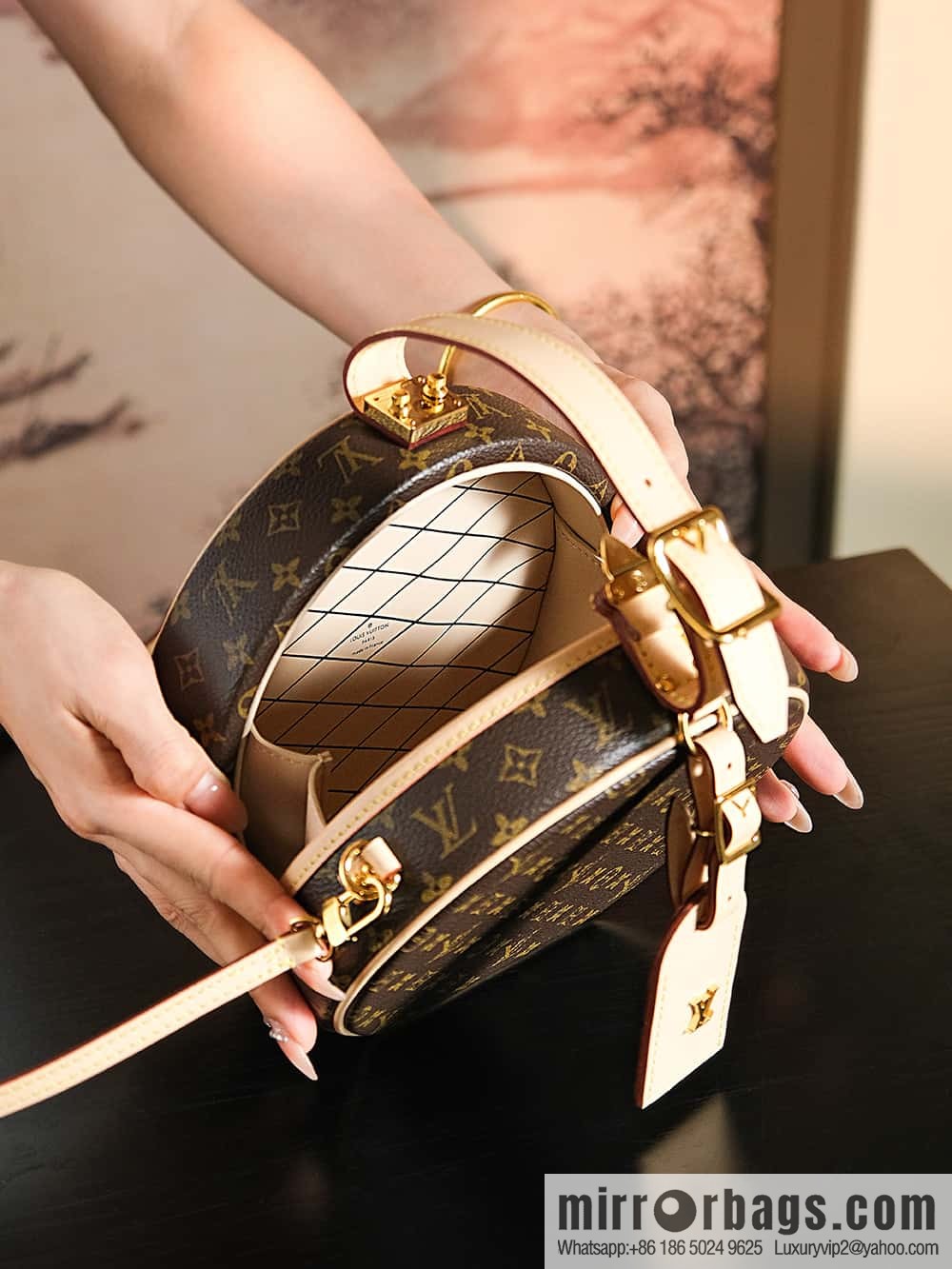 LV M43514 PETITE BOIZTE CHAPEAU BAG