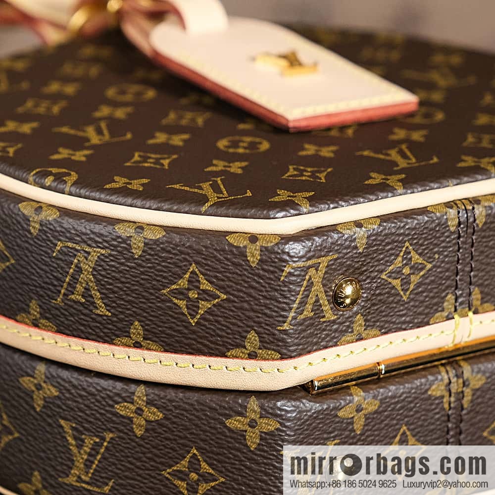 LV M43514 PETITE BOIZTE CHAPEAU BAG