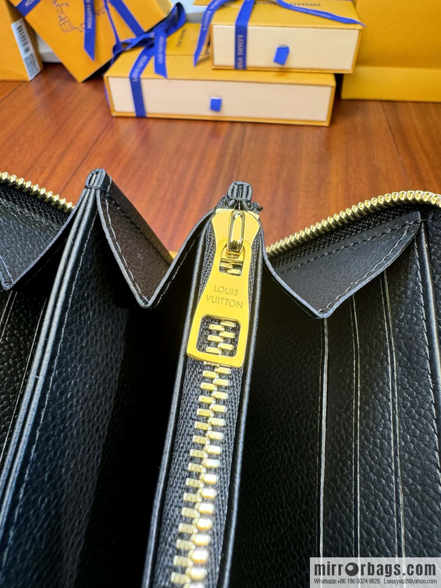 LV Zippy wallet M80481 Premium