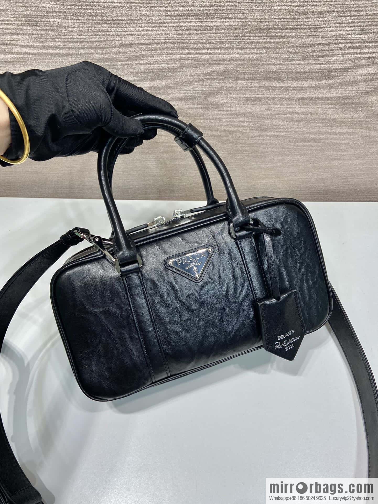 PRADA 🎉 new Boston 🎉 1BB098 S