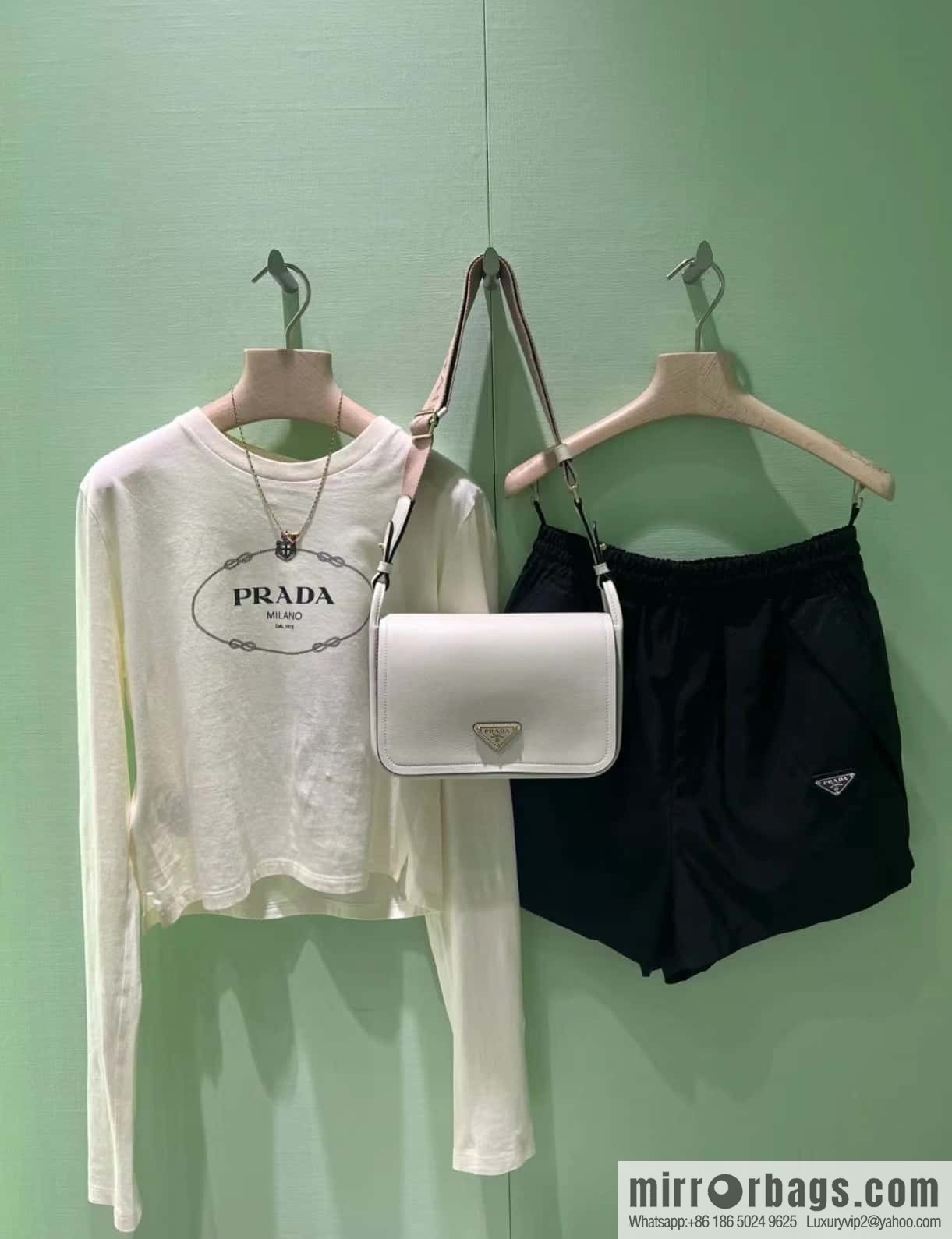 PRADA 👏 new shoulder strap bag 👏 1BD372