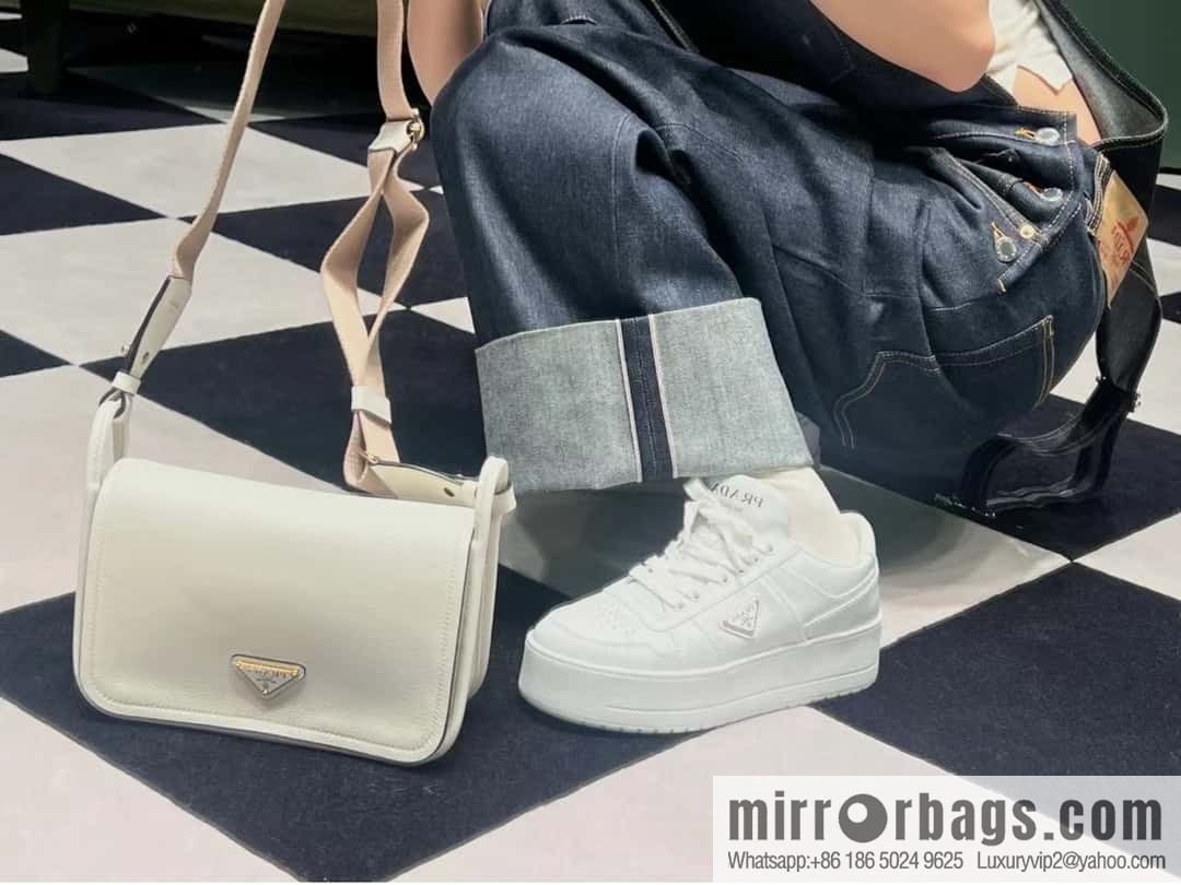 PRADA 👏 new shoulder strap bag 👏 1BD372