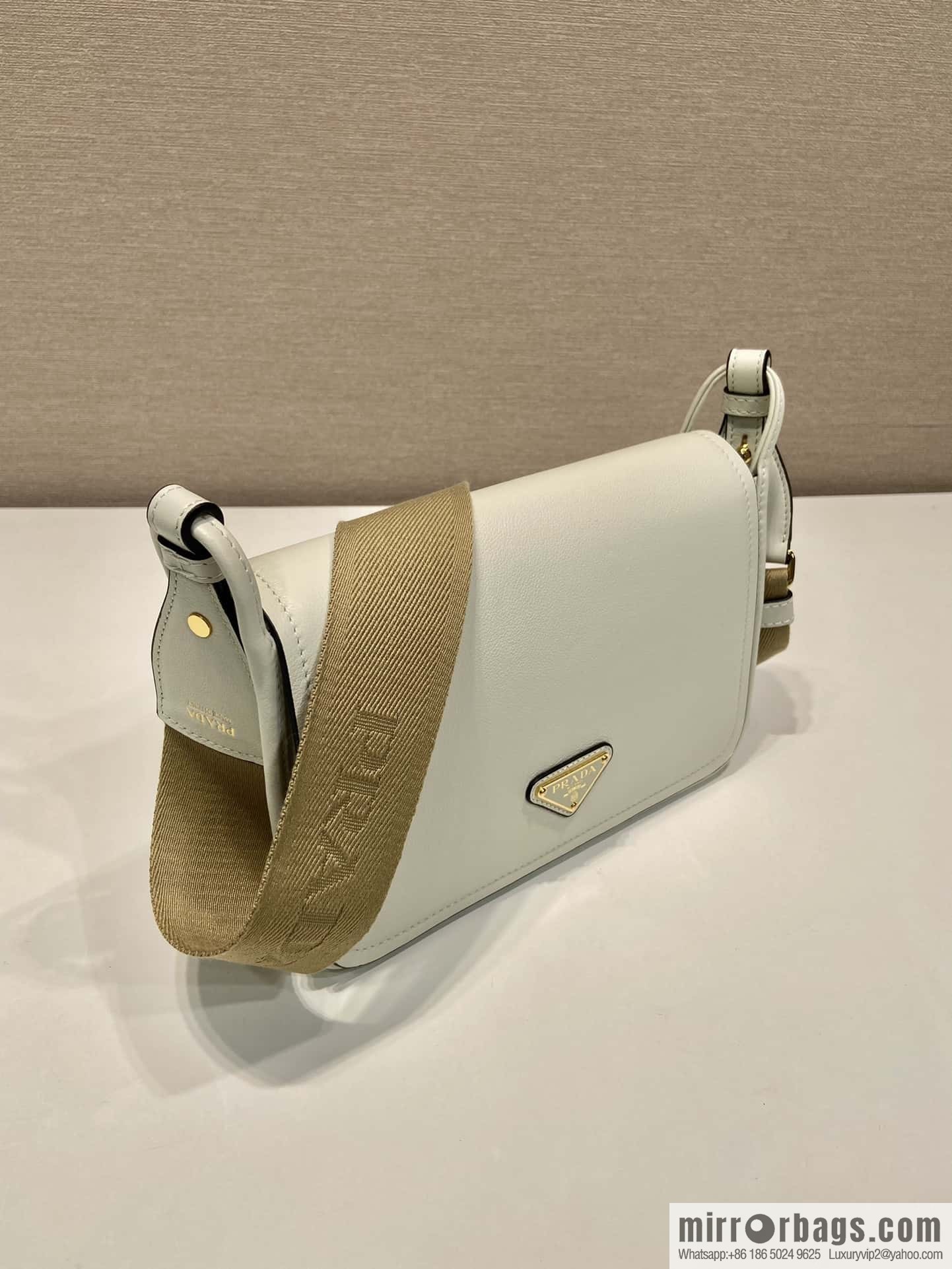 PRADA 👏 new shoulder strap bag 👏 1BD372