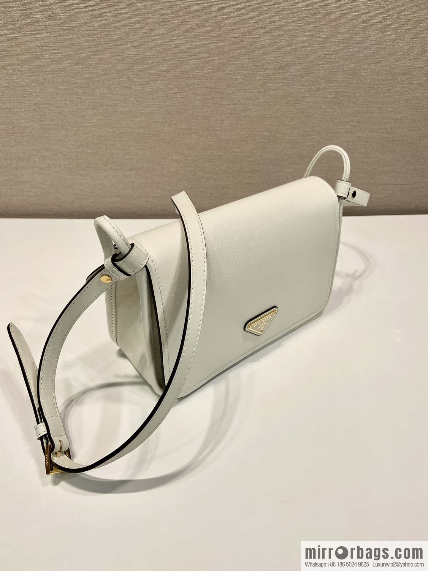 PRADA 👏 new shoulder strap bag 👏 1BD372