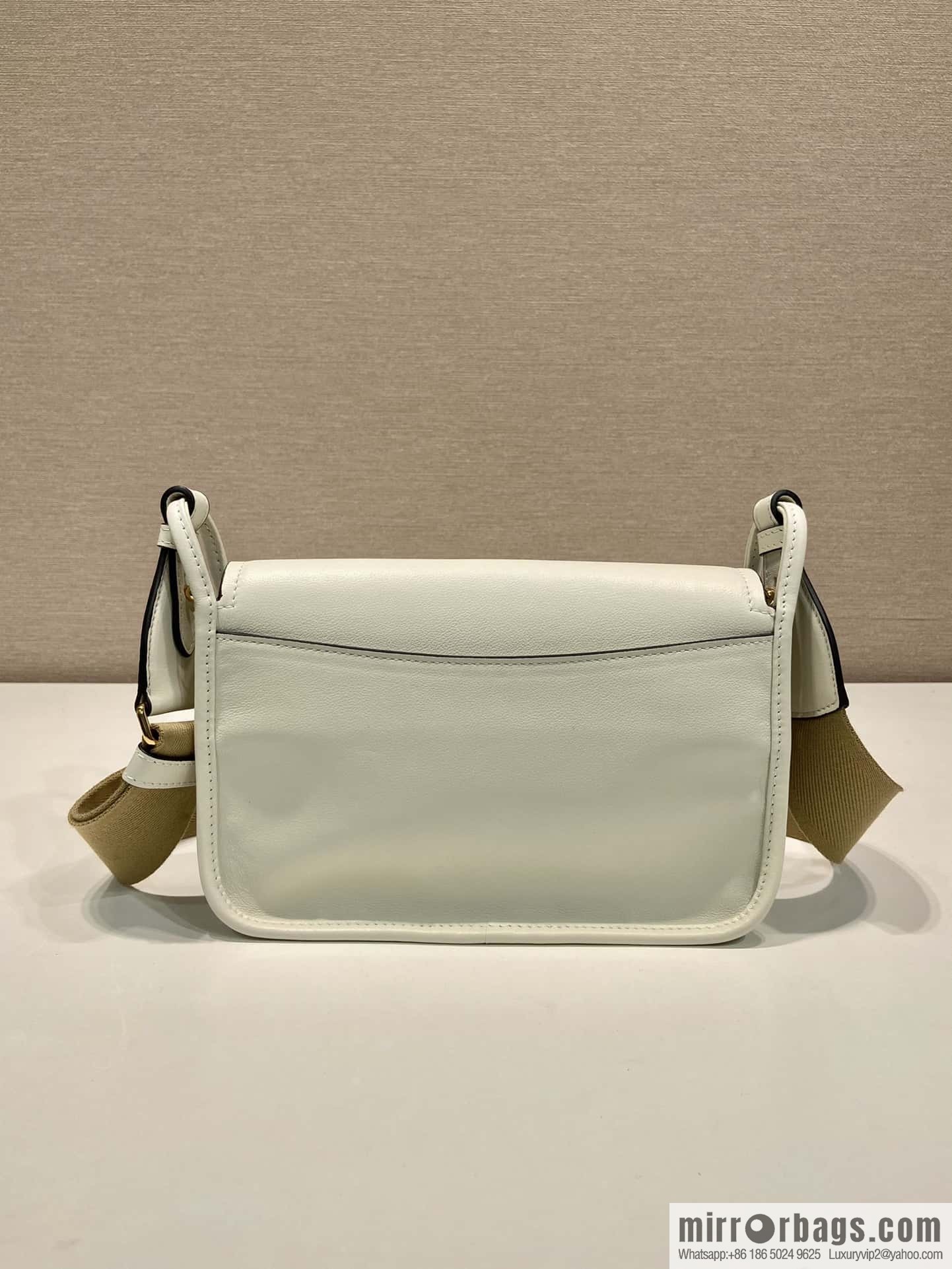 PRADA 👏 new shoulder strap bag 👏 1BD372
