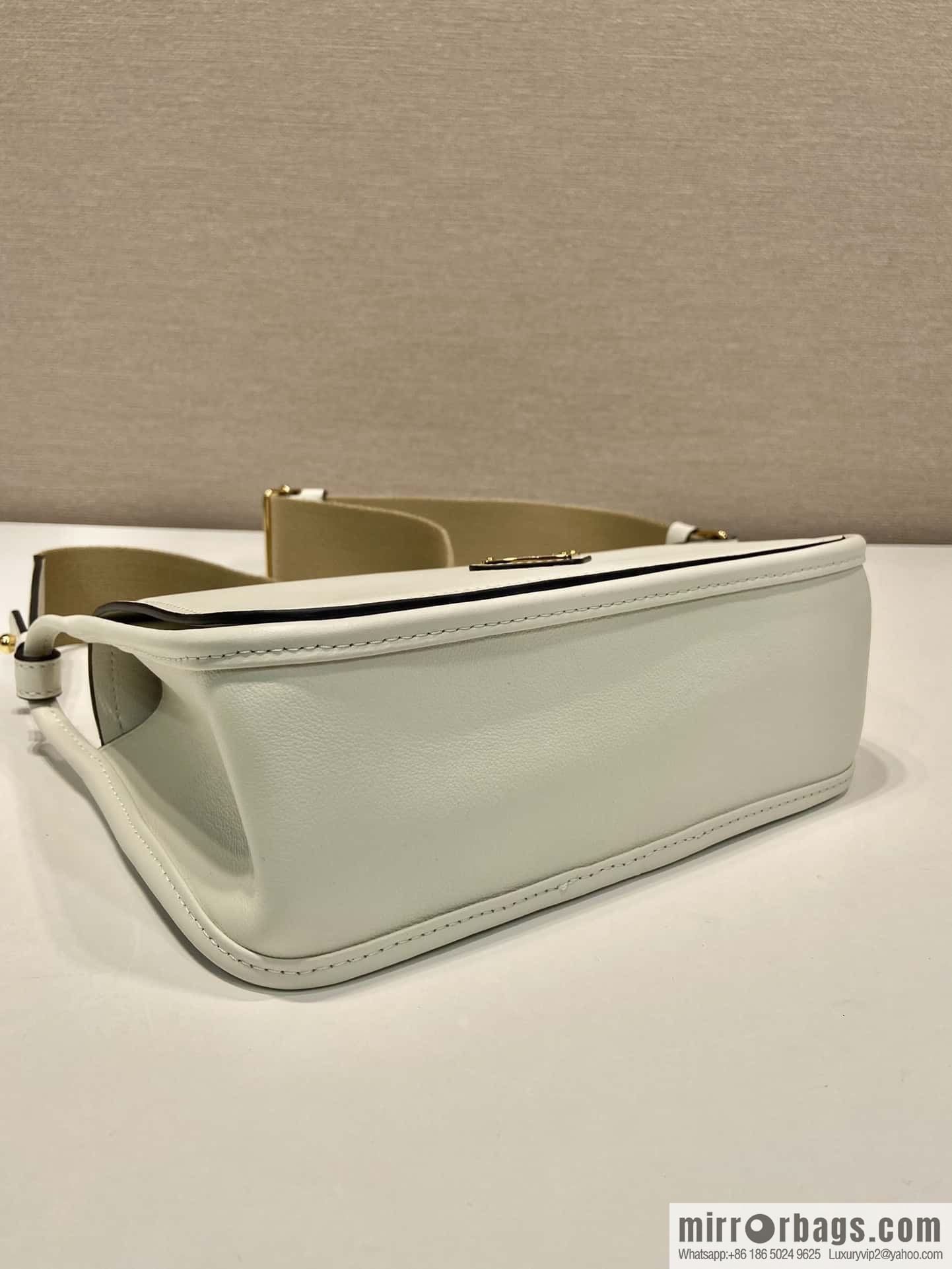 PRADA 👏 new shoulder strap bag 👏 1BD372