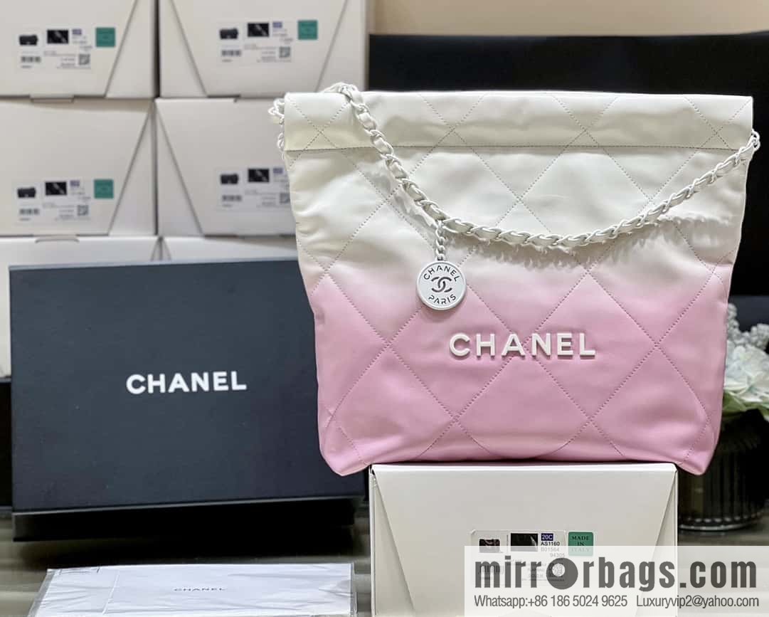 CHANEL 24S spring and summer series, global limited edition gradual change 22 bags AS3260