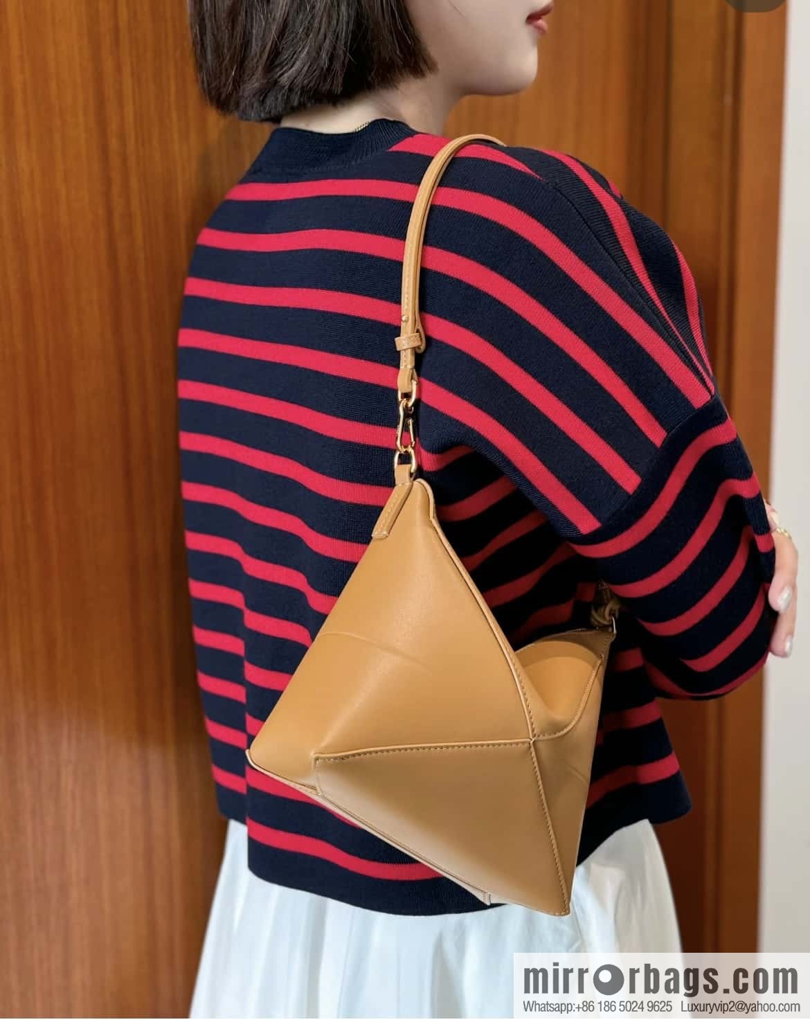 LOEWE 𝐩𝐮𝐳𝐳𝐥𝐞 𝐟𝐨𝐥𝐝 𝐩𝐨𝐮𝐜𝐡 Mahjong Bag 0696 Brown