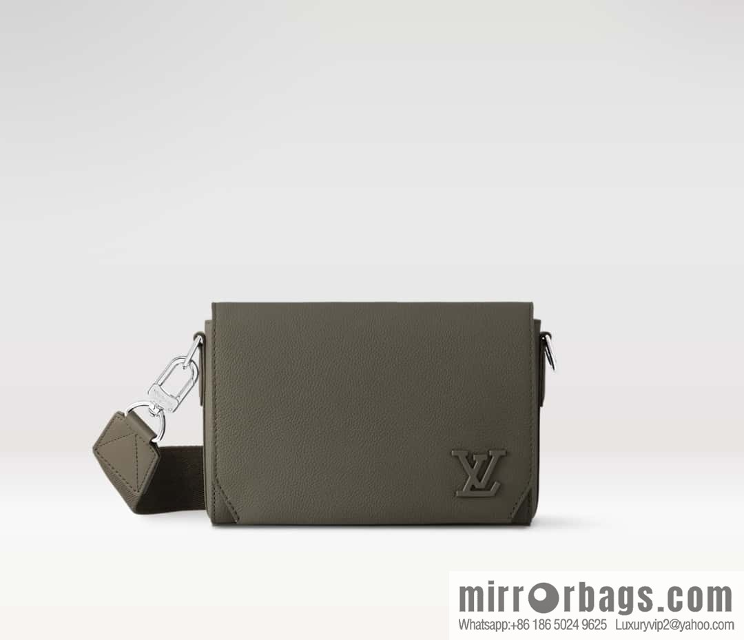 [Boutique‑grade] M25125 green, full leather men's bag messenger bag series Takeoff small Aer messenger bag M25125 M24769