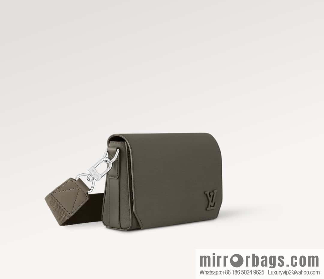 [Boutique‑grade] M25125 green, full leather men's bag messenger bag series Takeoff small Aer messenger bag M25125 M24769